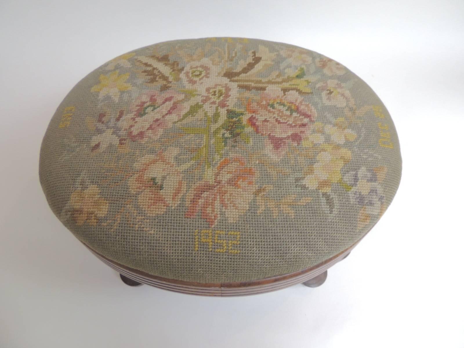 Vintage oval footstool with floral tapestry upholstery
Floral needlepoint tapestry oval shape wood frame stool with rounded legs (four legs)
Tapestry signed Dec, 25, 1952 small initials “ENS”
Size: 14 x 17 x 9.
 