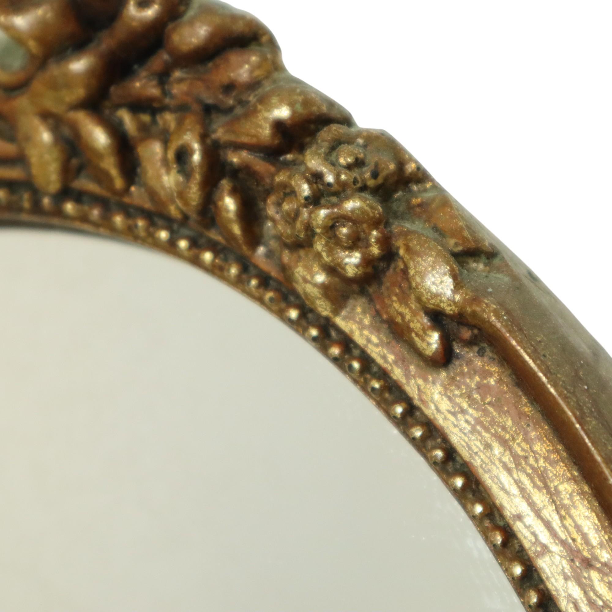 Vintage Oval Blattgold vergoldet Spiegel Harz Classic Sixties im Angebot 3