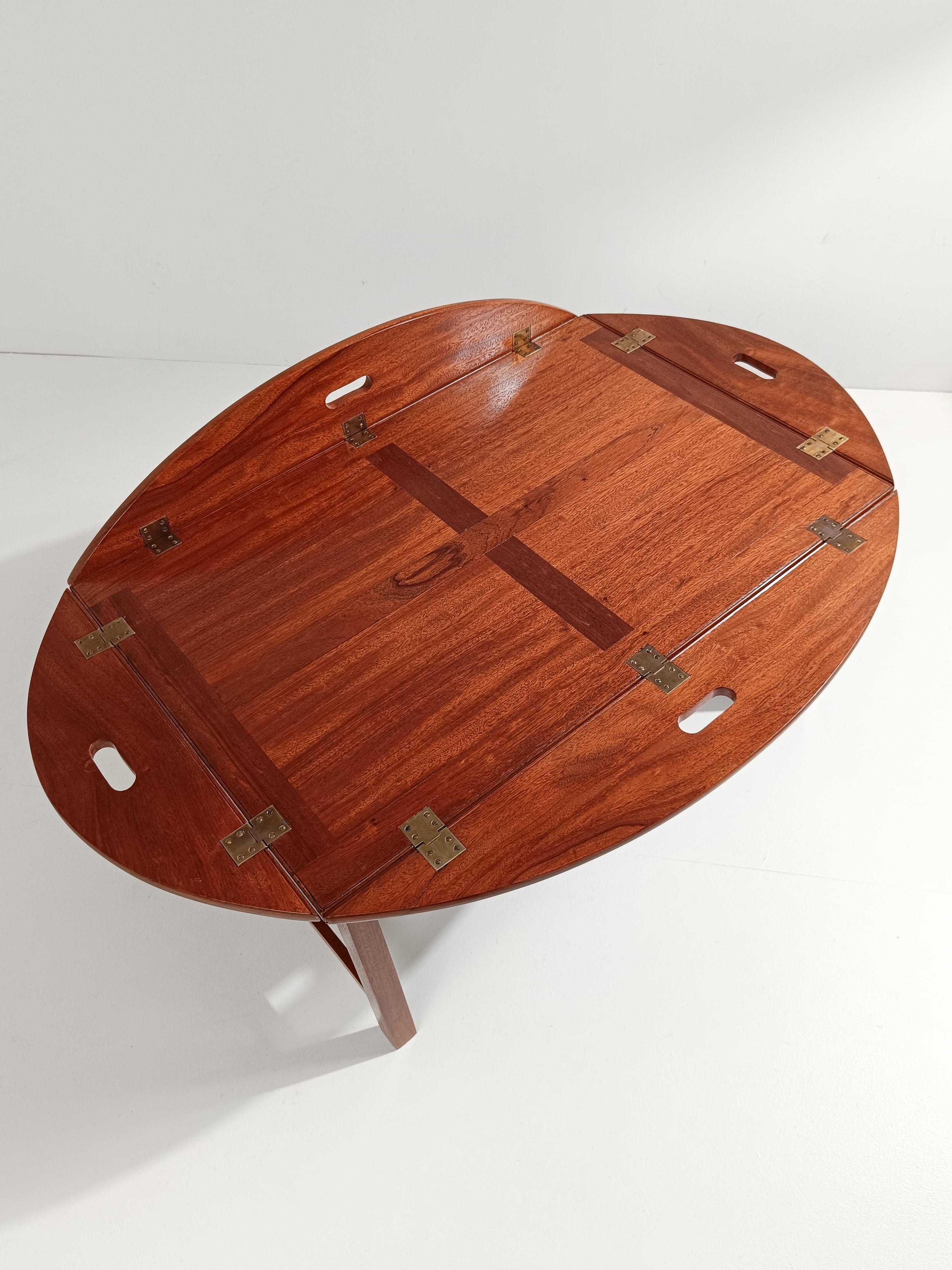 Vintage Oval Mahogany Butler's Coffee Tray Table in Georgian-style, Circa 1960s For Sale 13
