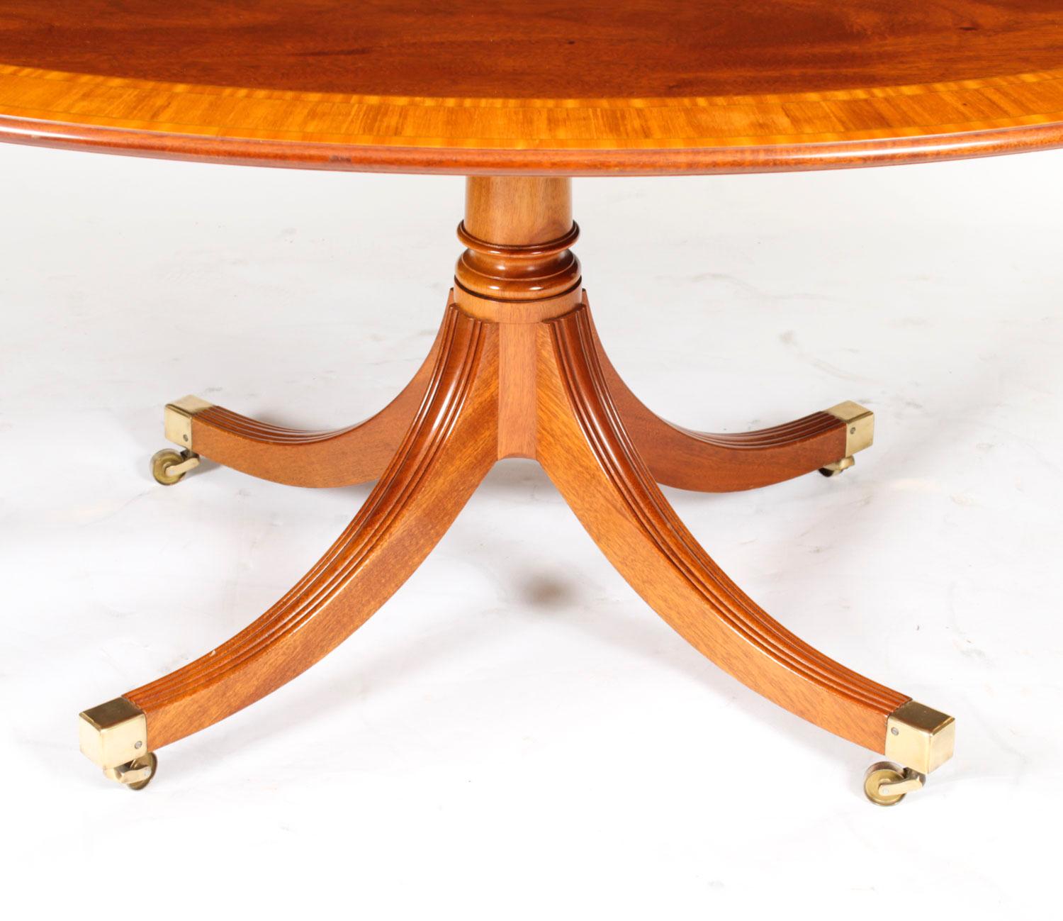 Late 20th Century Vintage Oval Mahogany Tilt Top Dining Table by William Tillman 20th Century