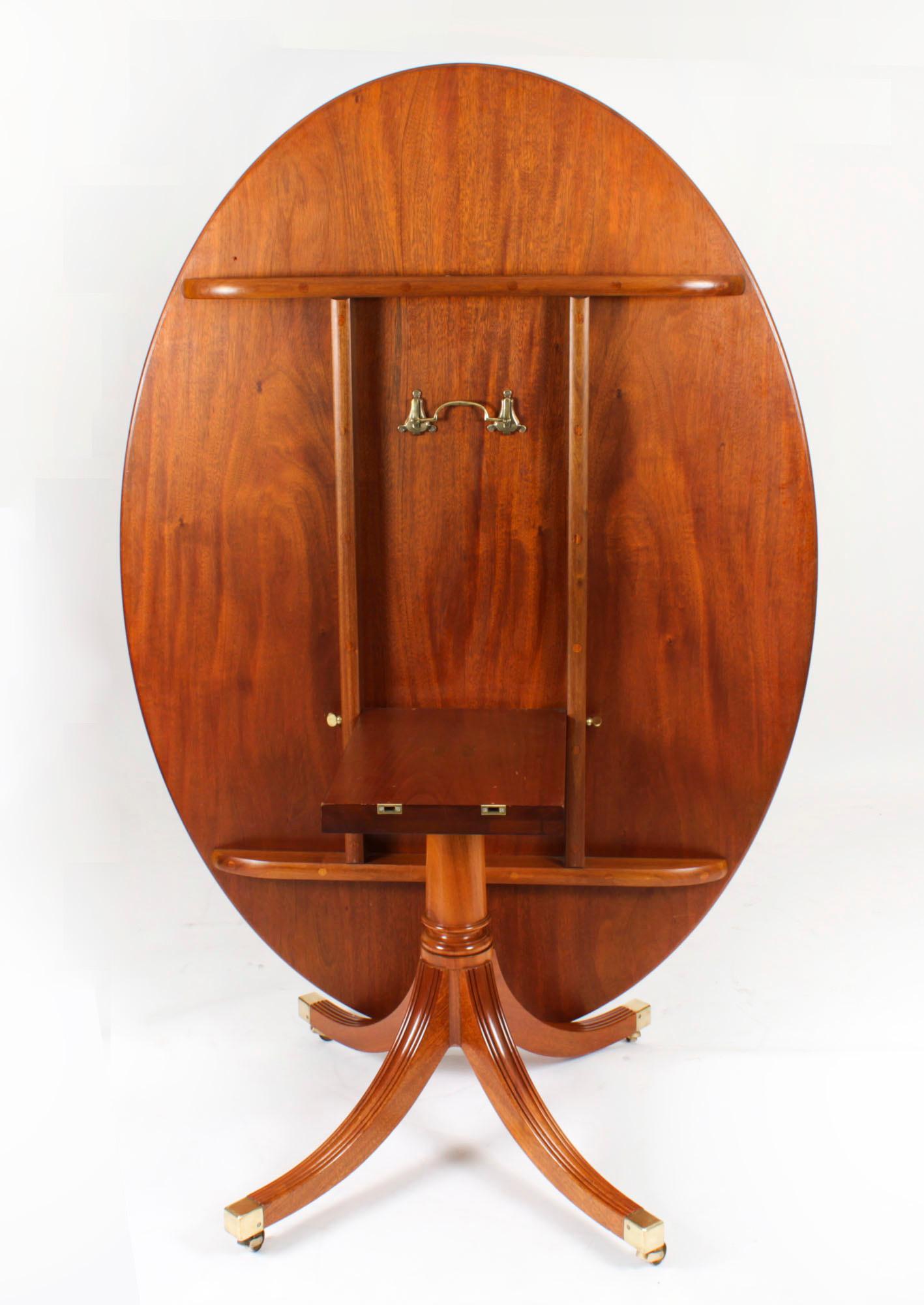 Vintage Oval Mahogany Tilt Top Dining Table by William Tillman 20th Century 2
