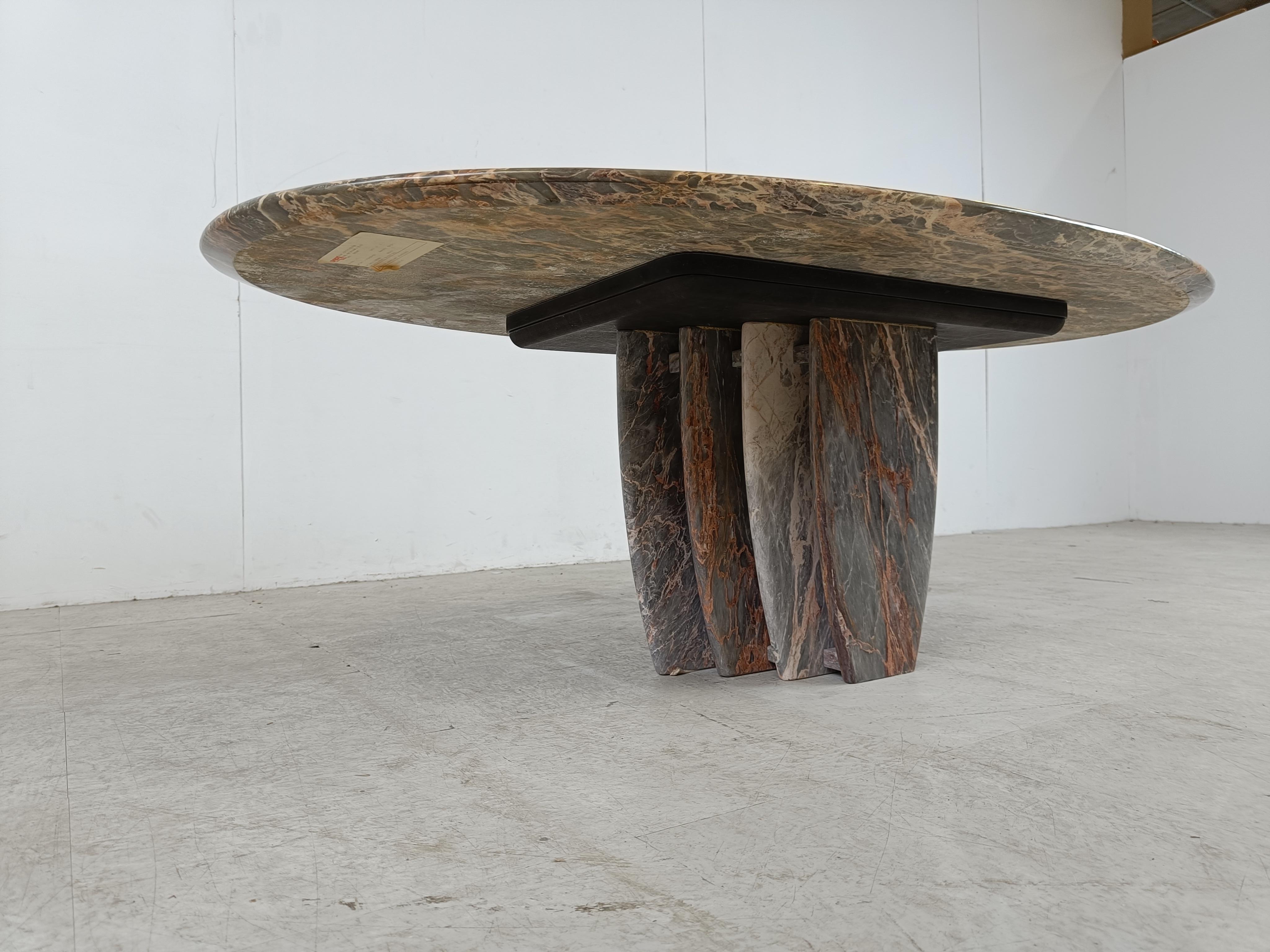 Vintage oval marble coffee table, 1970s 1