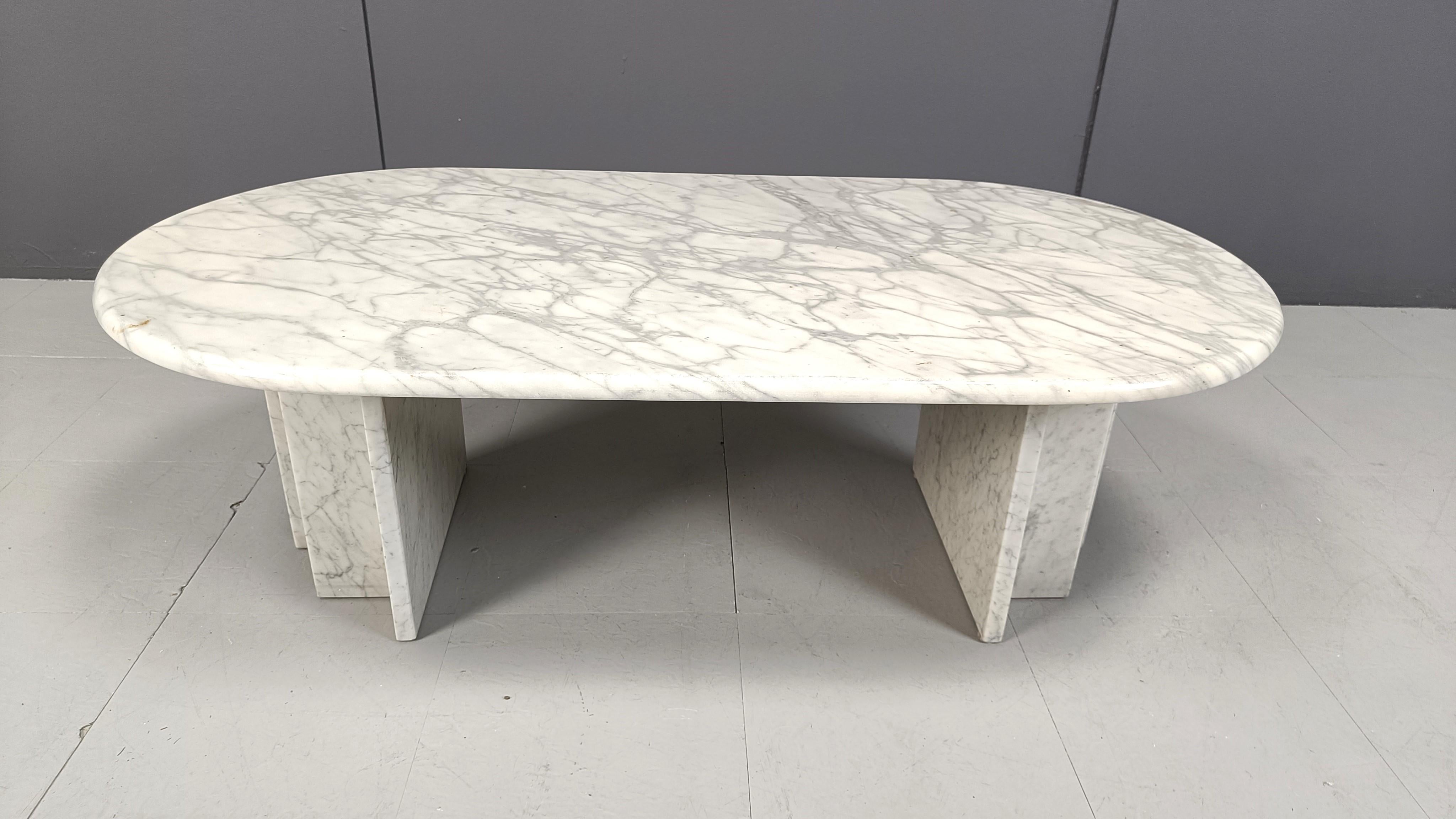 Vintage oval marble coffee table, 1970s 2
