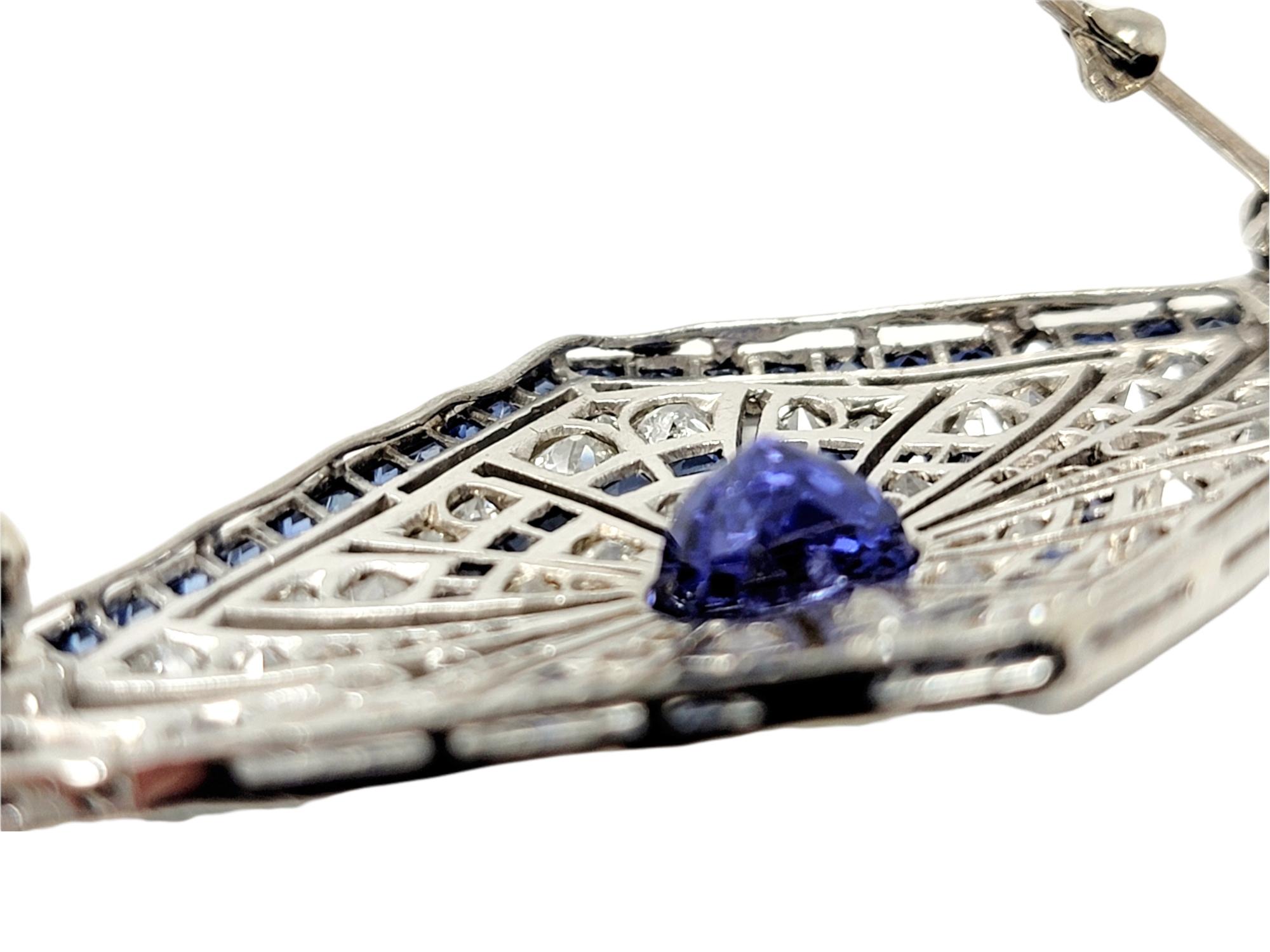 Vintage Oval Mixed Cut Sapphire and Diamond Brooch in Platinum 8.20 Carats Total For Sale 1