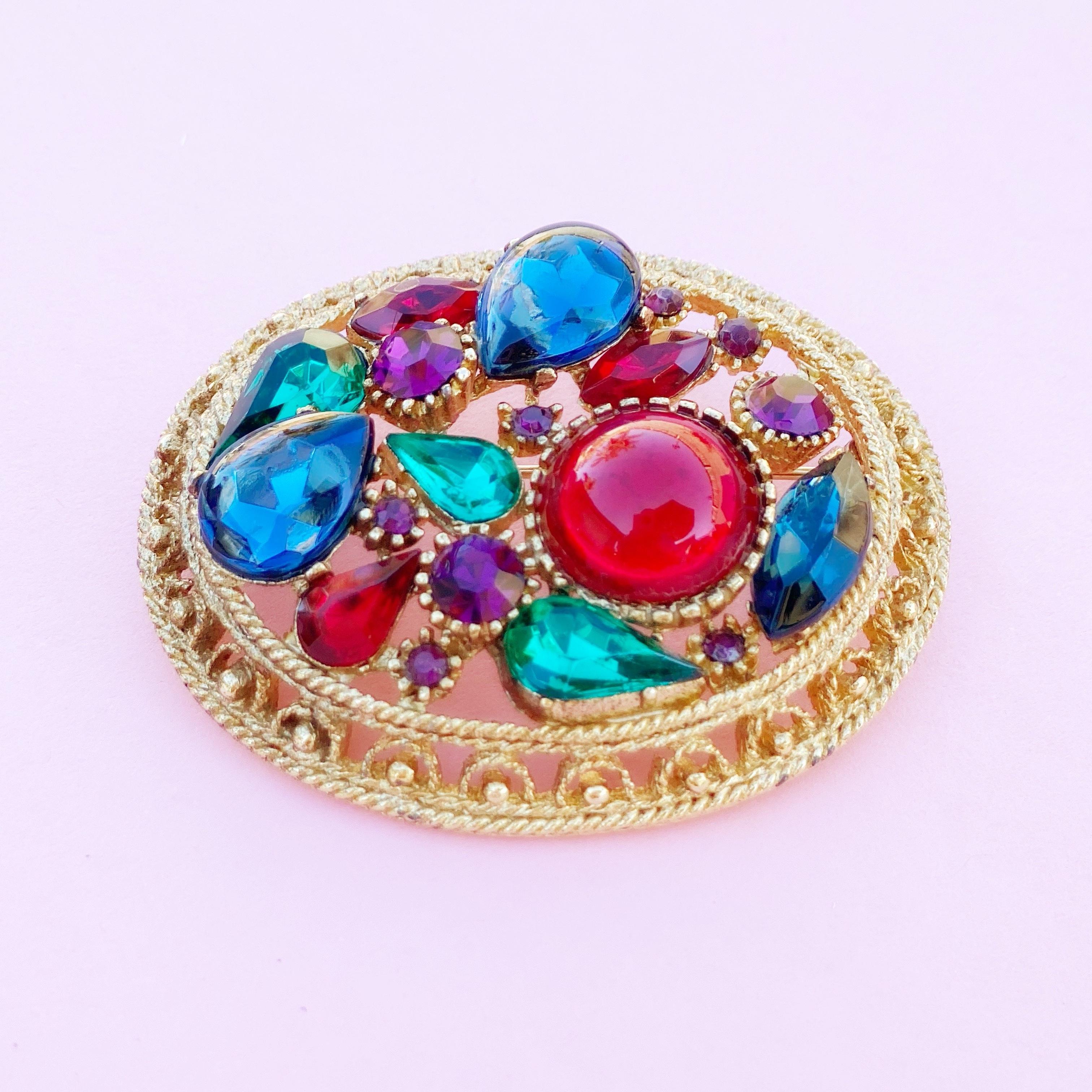 Modern Vintage Oval Mughal Style Cabochon Brooch by Sphinx, 1960s