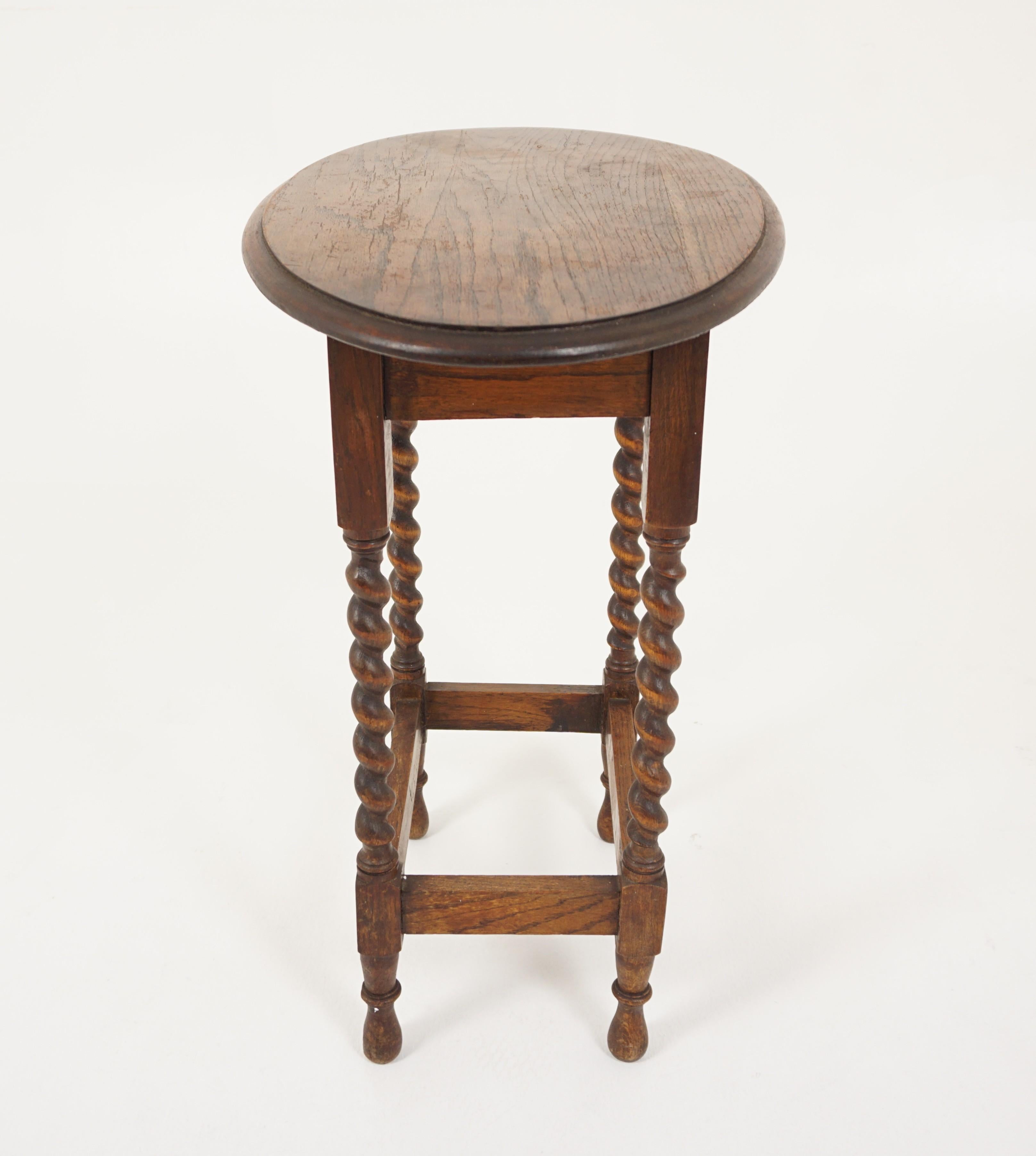 Vintage Oval Oak Barley Twist End Table, Lamp Table, Scotland 1930, B2946 1