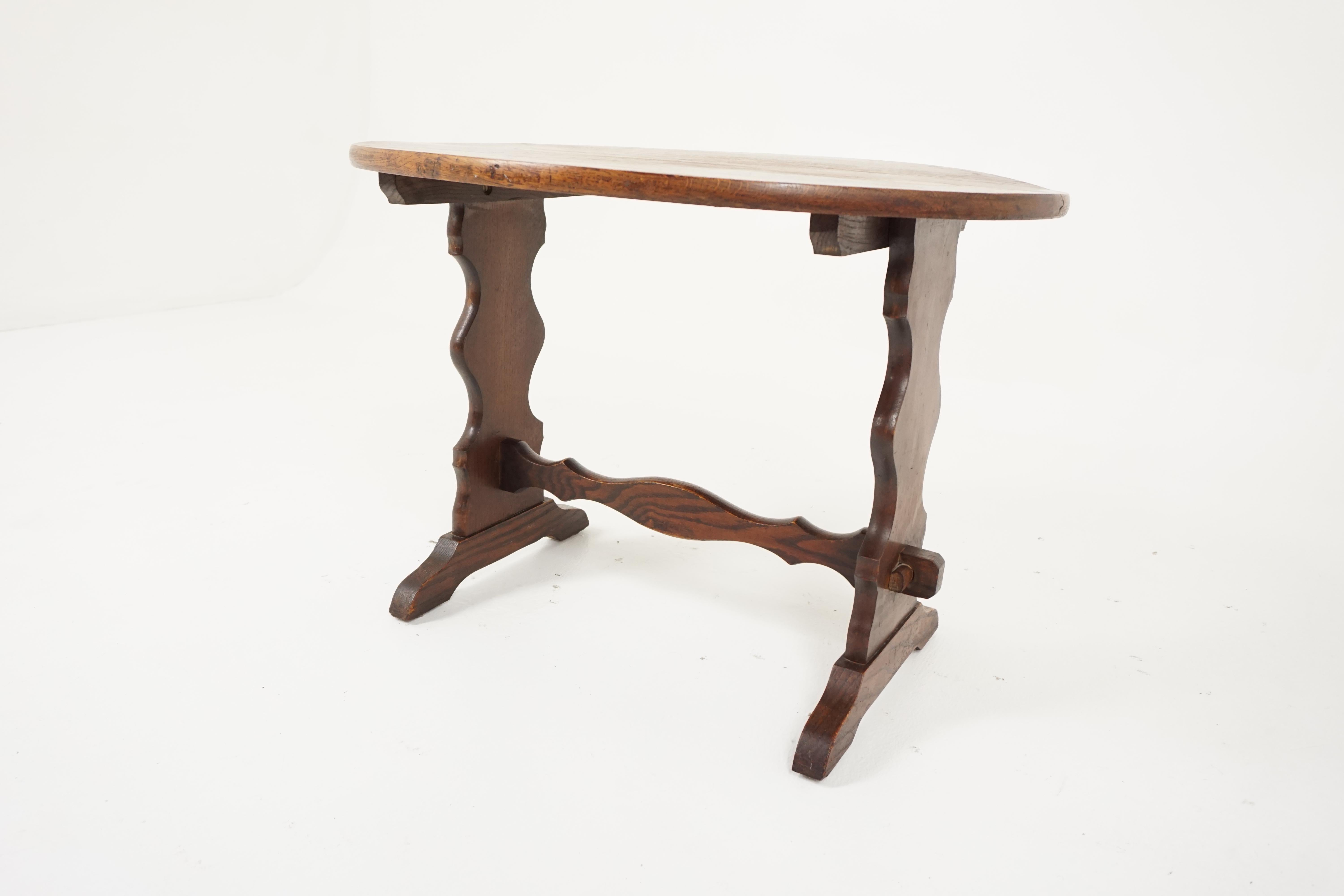 Scottish Vintage Oval Oak Coffee Table, End Table, Scotland 1930, B1884