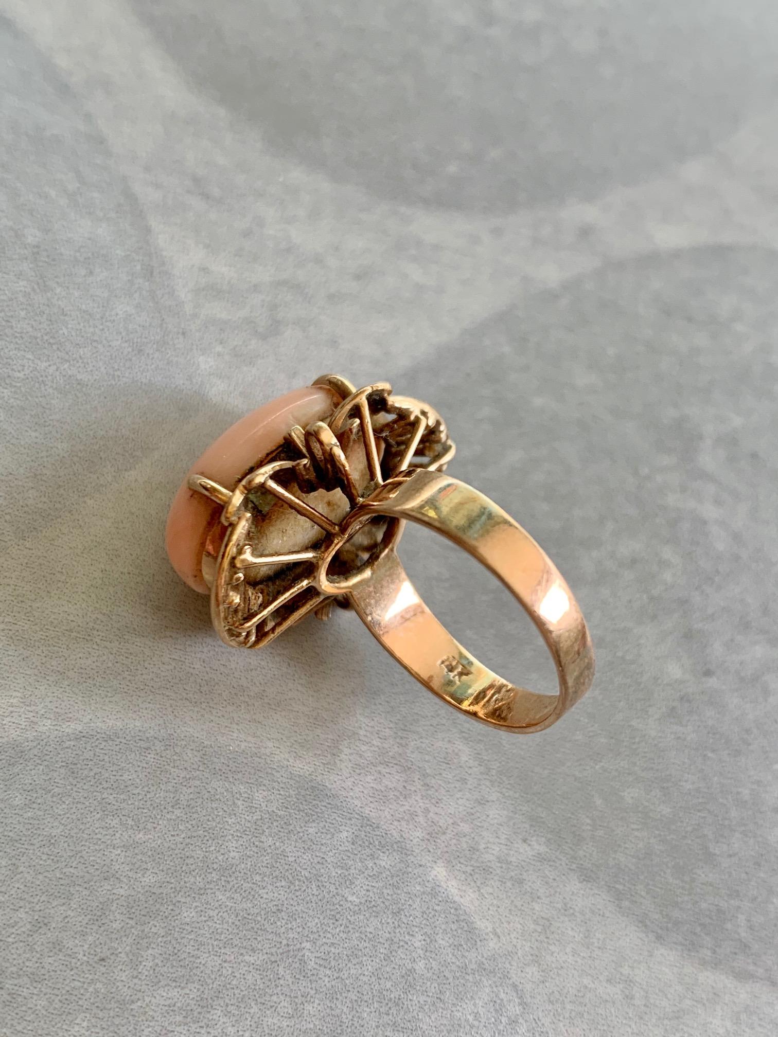 Vintage Oval Rosa Koralle Cabochon 14 Karat Rose Gold Ring 6