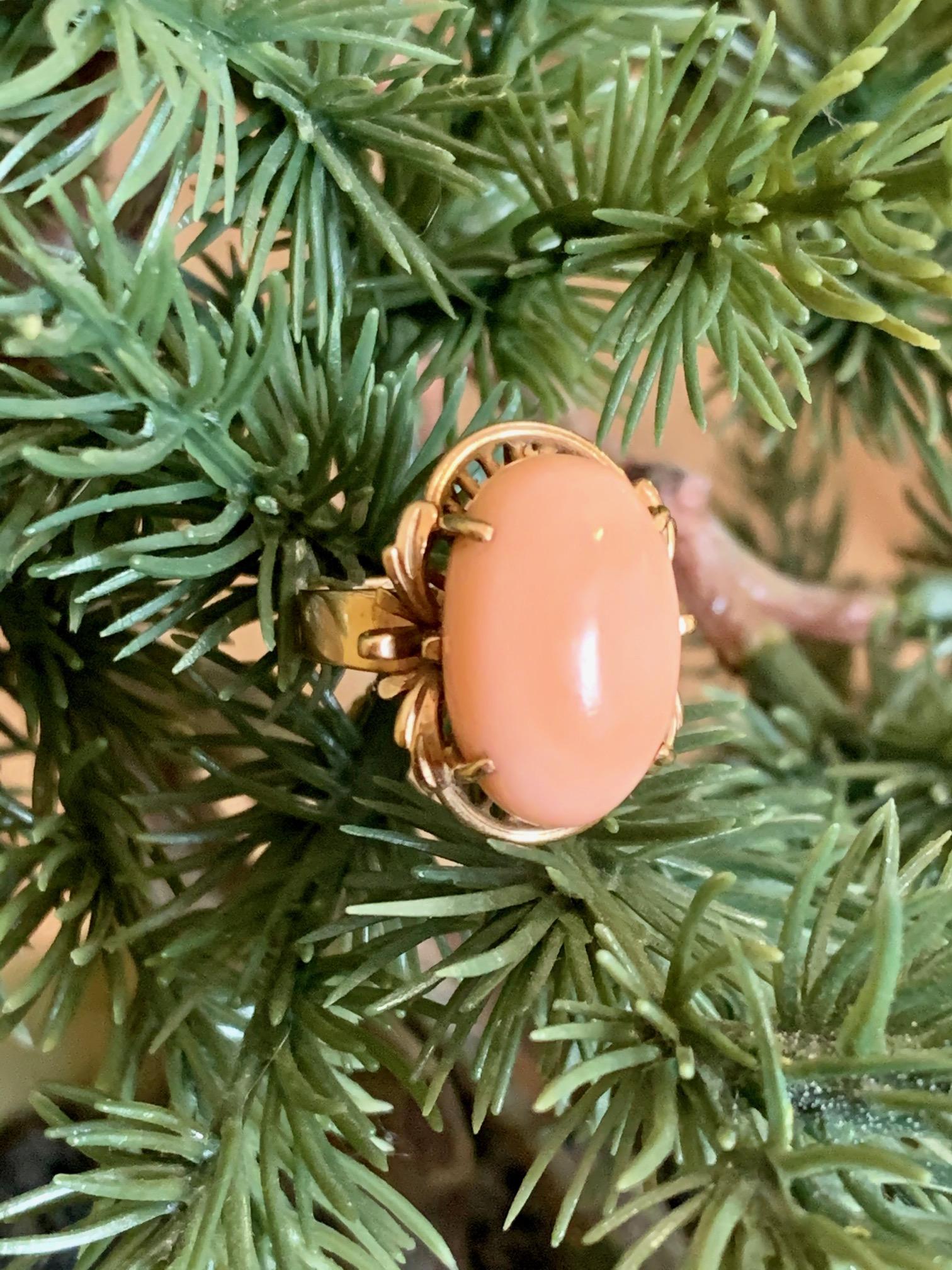 Vintage Oval Rosa Koralle Cabochon 14 Karat Rose Gold Ring 3