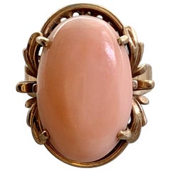 Vintage Oval Pink Coral Cabochon 14 Karat Rose Gold Ring