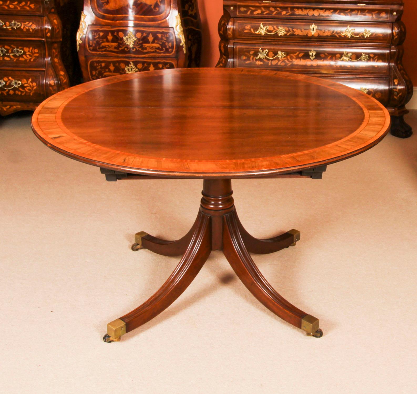 Vintage Oval Regency Revival Dining Table & Leaf 20th Century 5