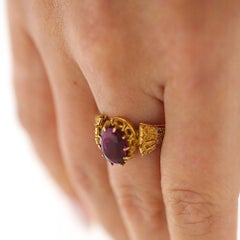 Vintage Oval Rodolite Garnet Victorian Revival in 18K Yellow Gold Solitaire Ring