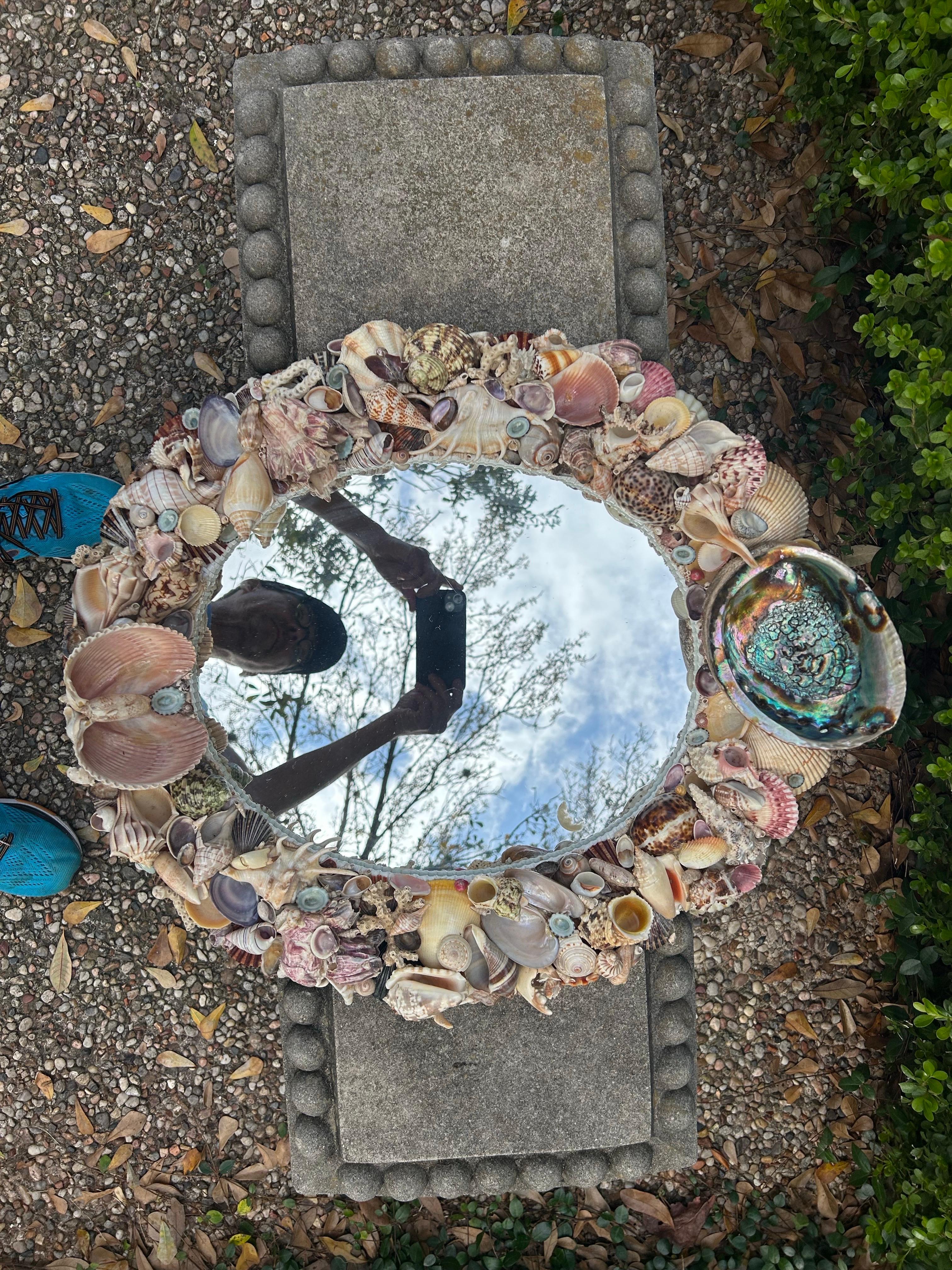 Vintage Oval Seashell Encrusted Mirror In Good Condition For Sale In Houston, TX