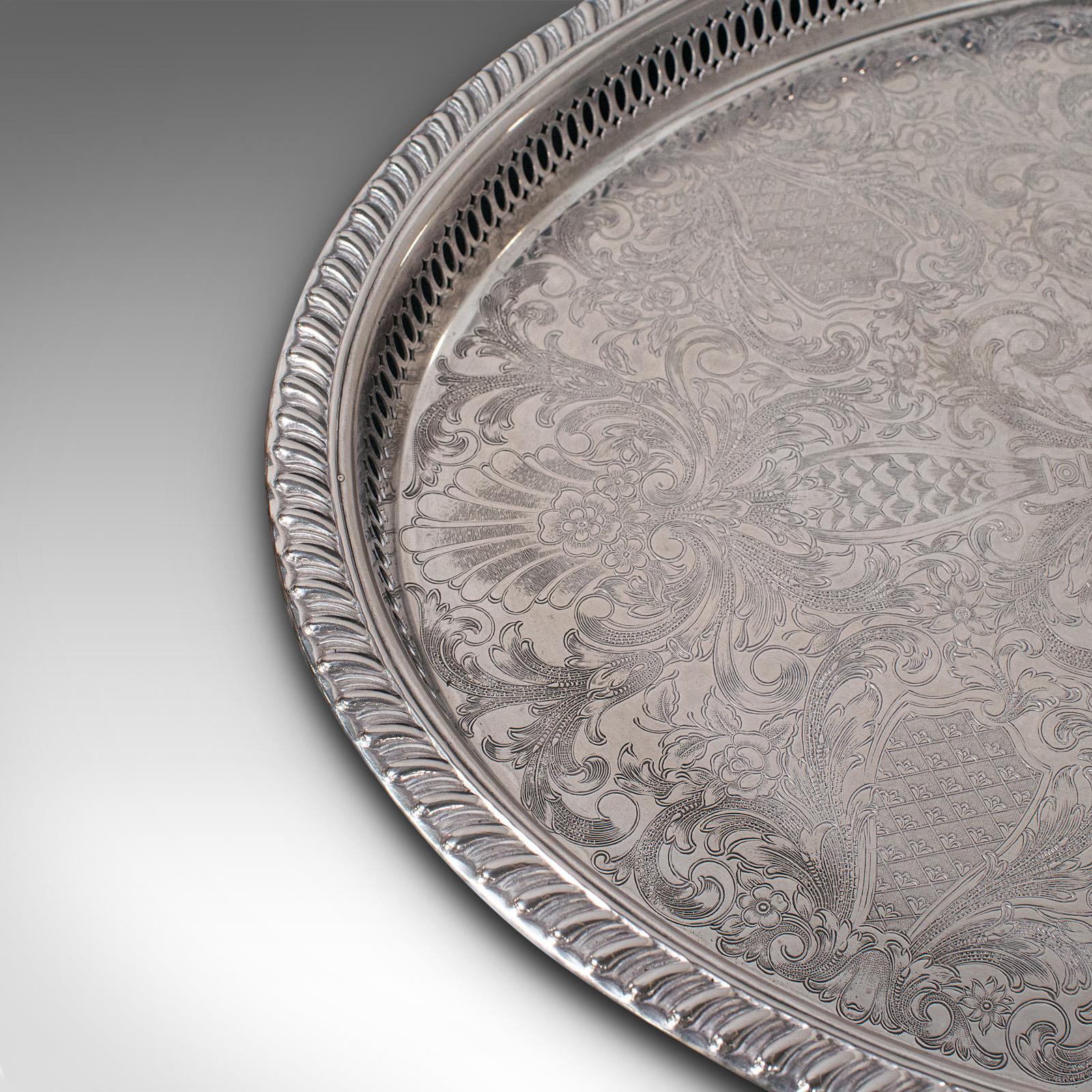 Vintage Oval Serving Tray, English Silver Plate, Afternoon Tea, Decorative, 1950 In Good Condition For Sale In Hele, Devon, GB