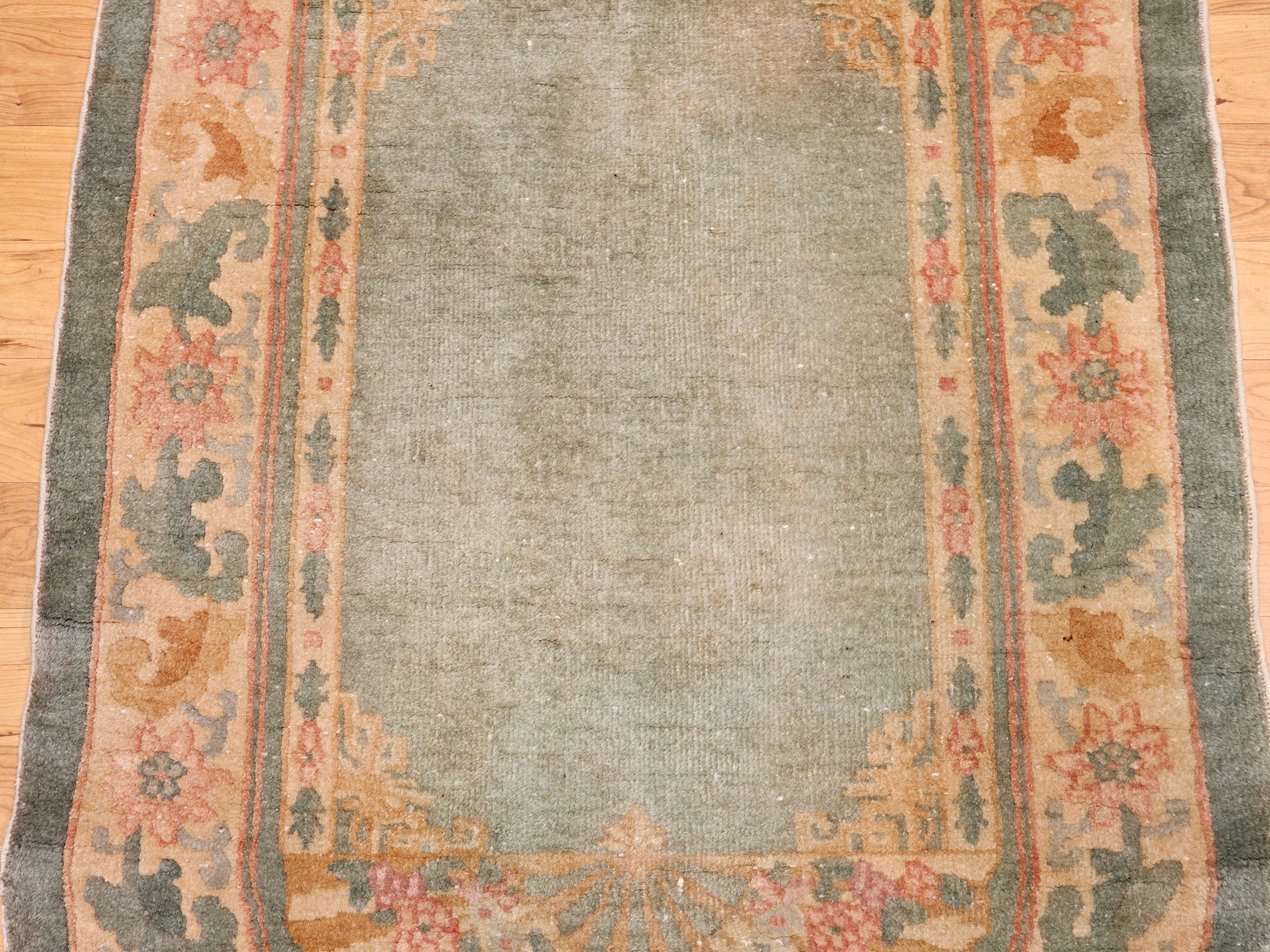 Vintage Oval Art Deco Chinese Rug in Pale Green Field with Tan Border In Good Condition For Sale In Barrington, IL