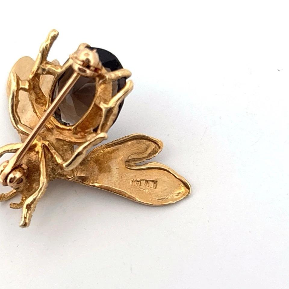 Oval Cut Vintage Oval Smoky 4ct Quartz Florentine Finish 14K Gold Bee Brooch