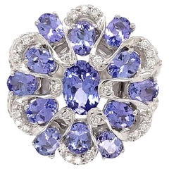 Vintage Oval Tanzanite and Diamond Gold Statement Cluster Ring