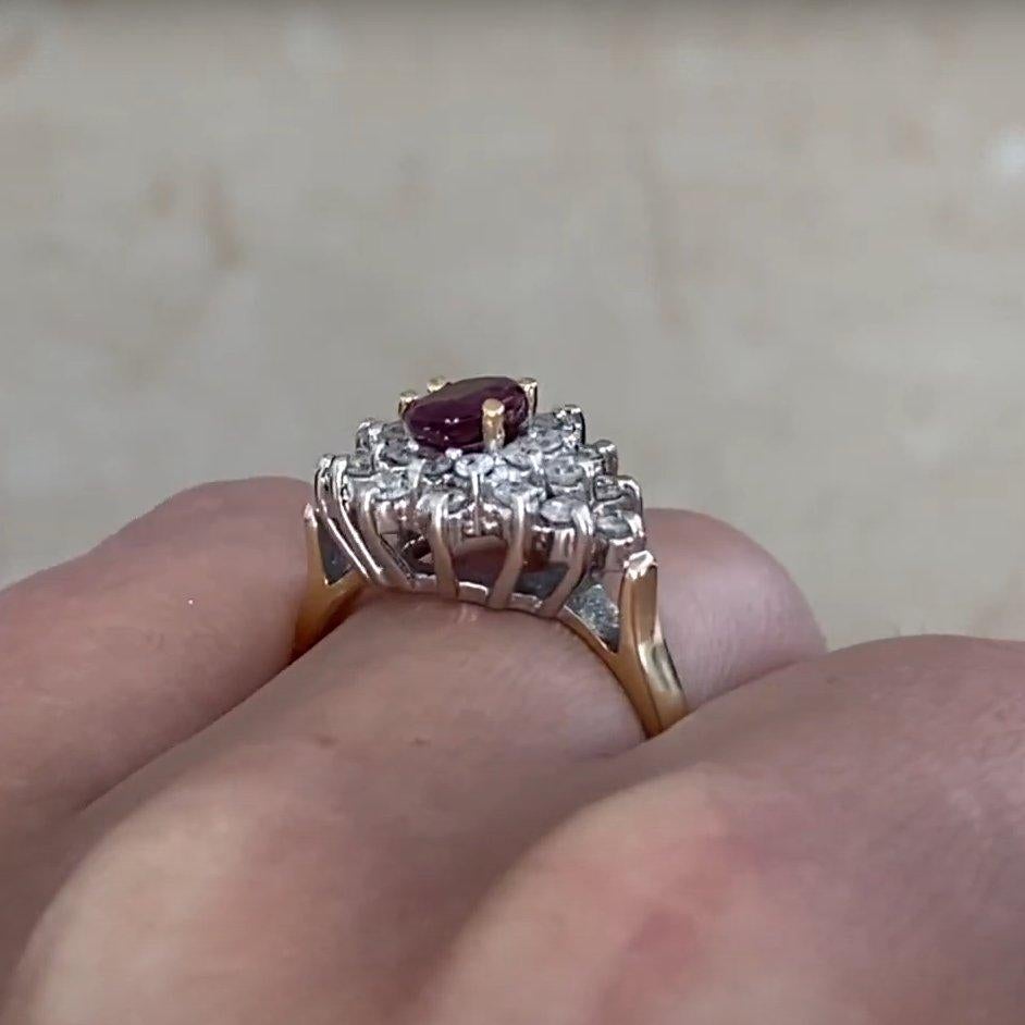 Vintage Oval Tourmaline (Approx 0.4-Carats) and Diamond (Approx 0.6-Carats) Ring In Excellent Condition For Sale In New York, NY