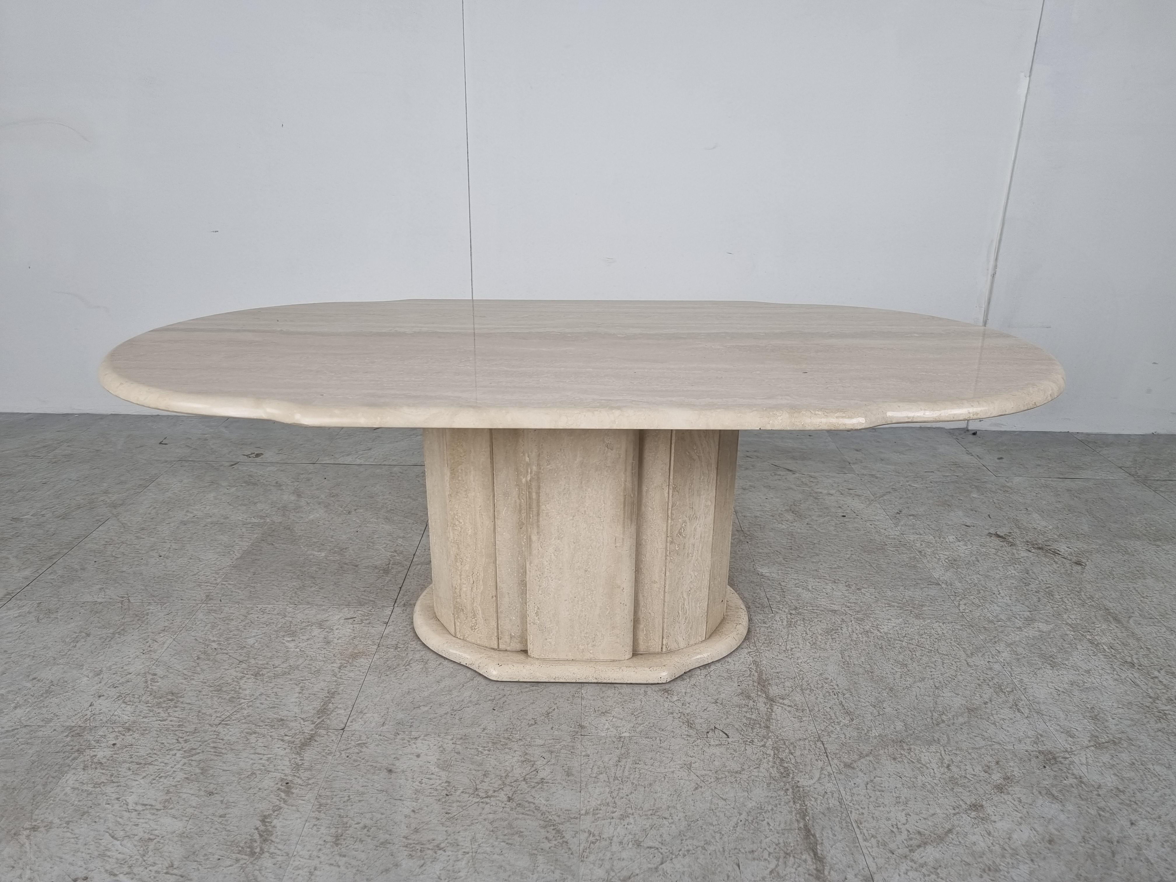 Vintage Oval Travertine Coffee Table, 1980s In Good Condition In HEVERLEE, BE