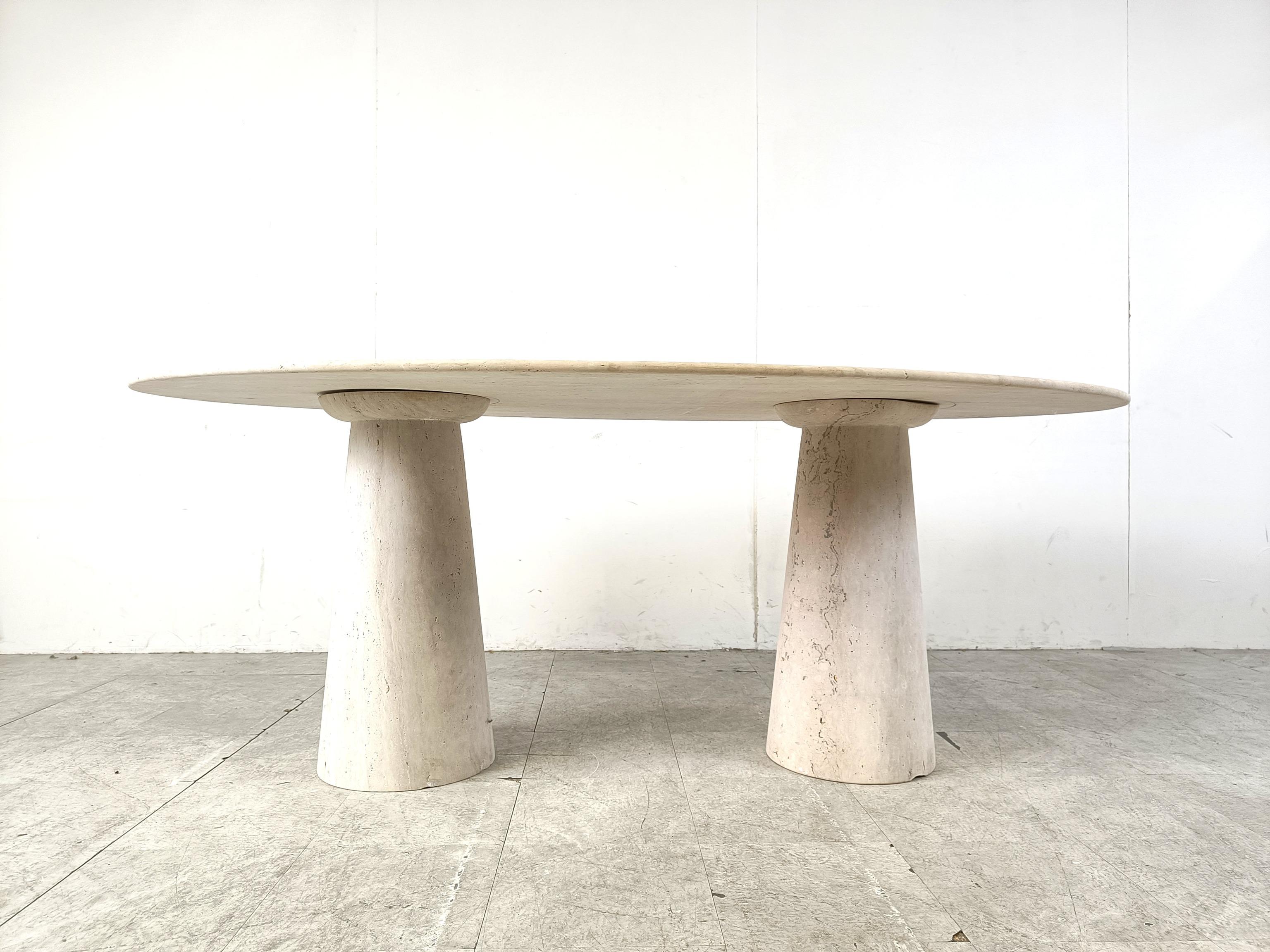 Fin du 20e siècle Table de salle à manger ovale vintage en travertin, années 1970