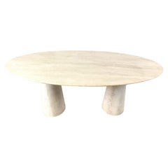 Mesa de comedor vintage ovalada de travertino, años 70