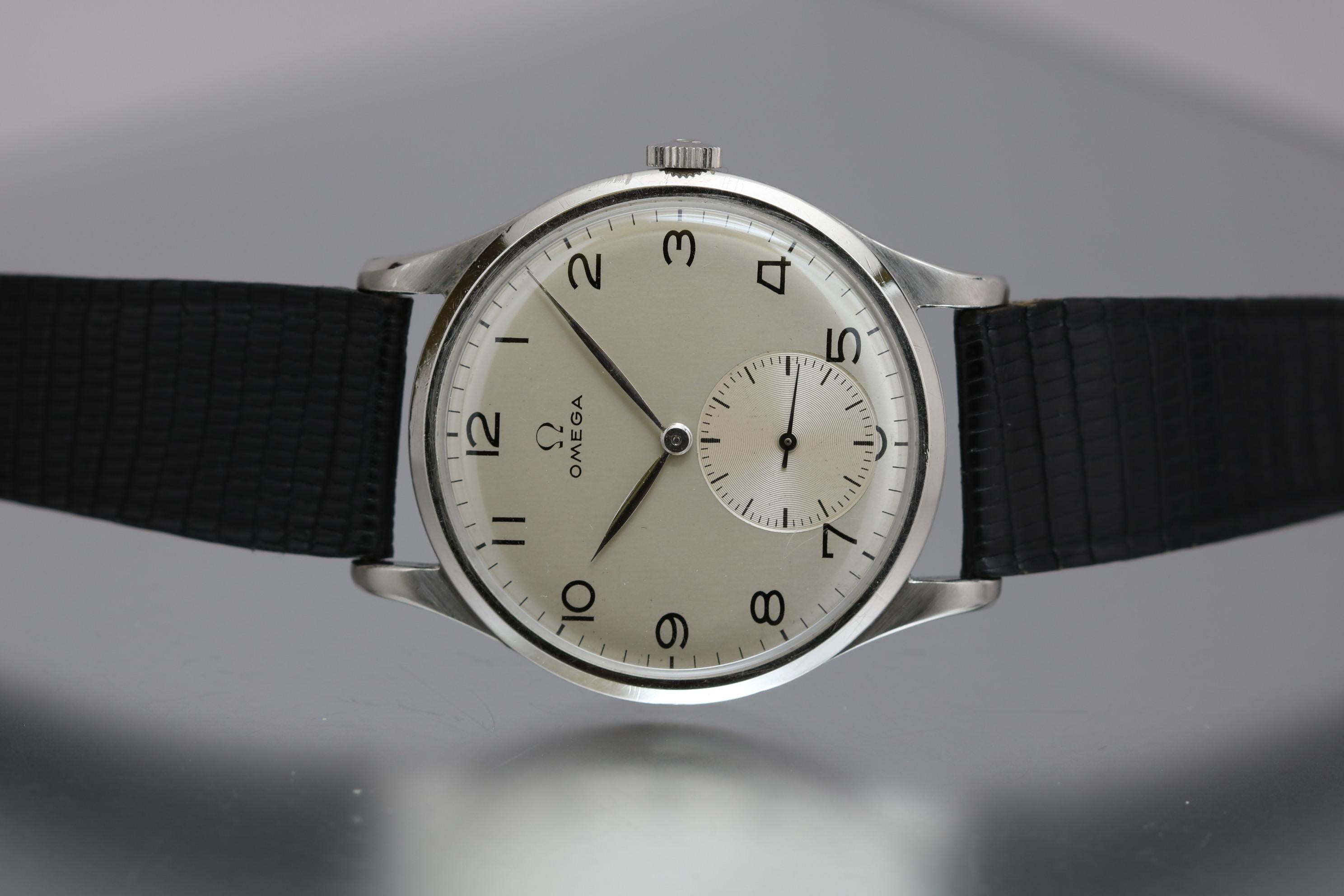 Men's Vintage Oversized Stainless Steel Omega Ref 2609 Wristwatch, circa 1950