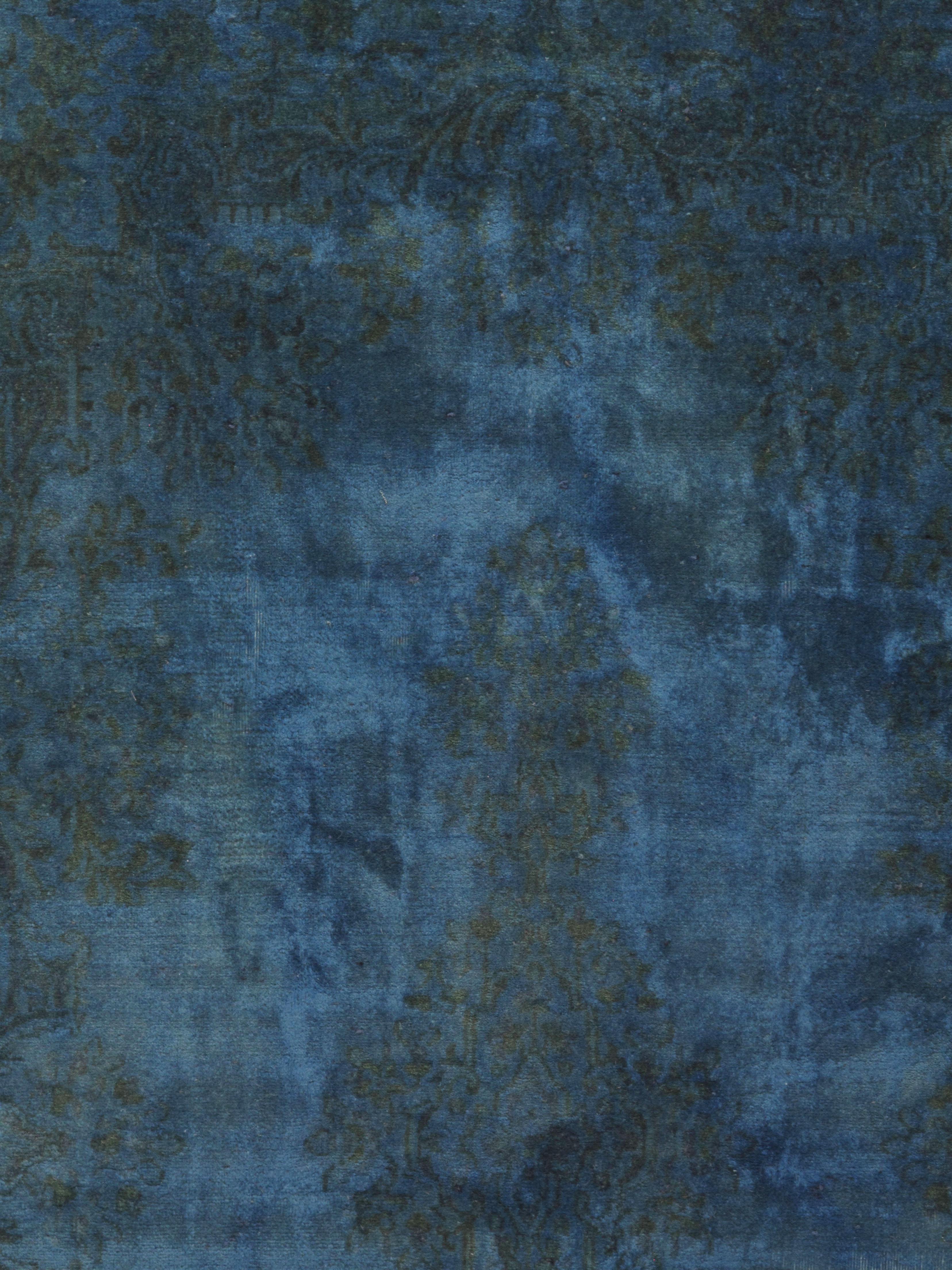 Vintage Circa 1920 Overdyed Kirman Wolle Akzent-Teppich Handgeknüpft 3'9 x 5' (20. Jahrhundert) im Angebot