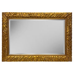 Vintage Overscale Carved Lacquered Beveled Mirror, dekorativ und beeindruckend