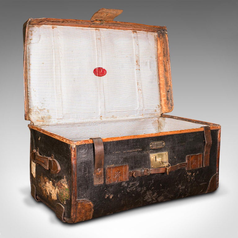 t035 Antique Travel Luggage Train Trunk Hat Box with Handle Vintage 19 –  TimeKeepersOlive