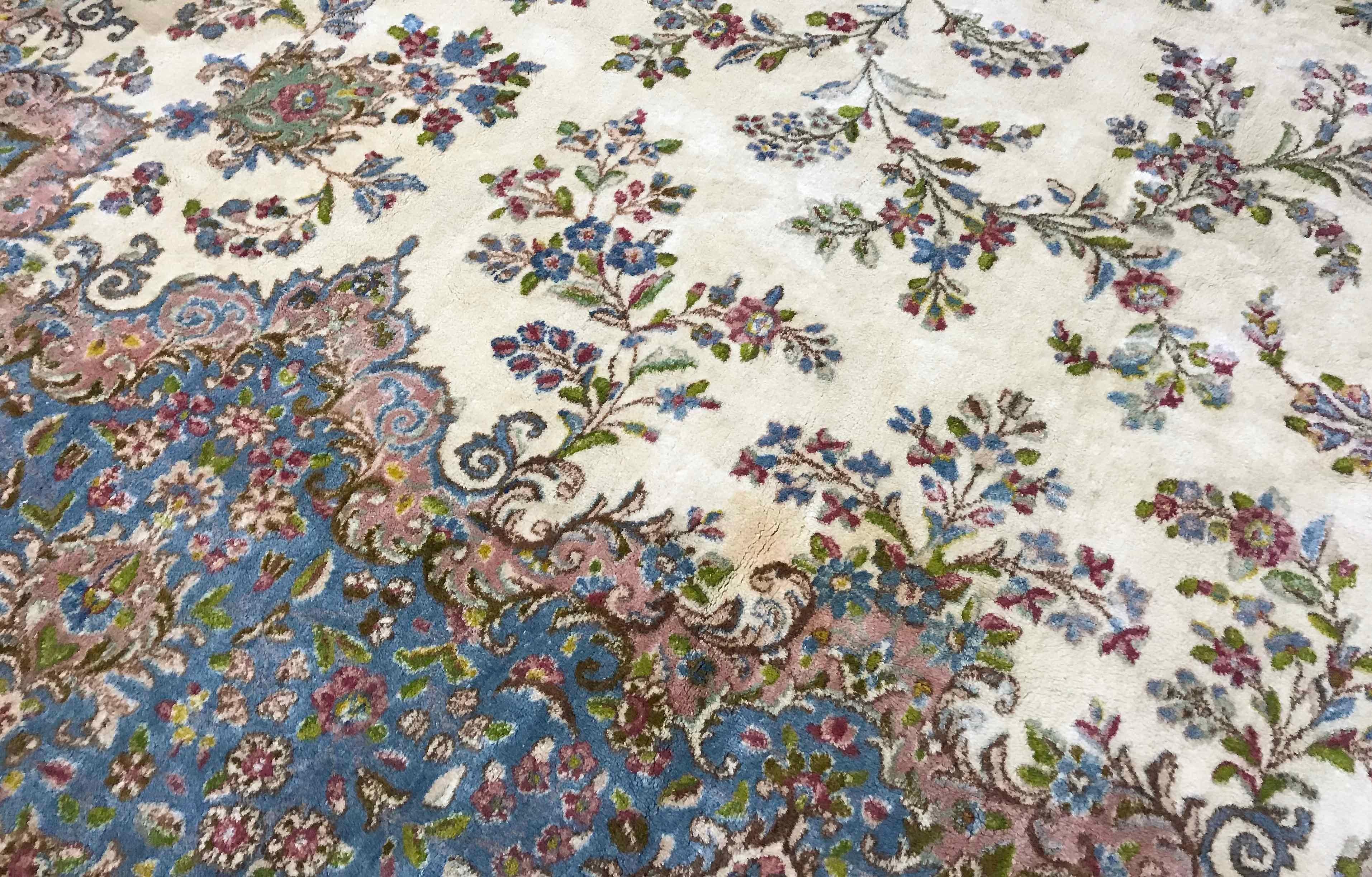 Vintage Übergröße Kerman Teppich, circa 1940 11'6 x 19'5. (Kirman) im Angebot