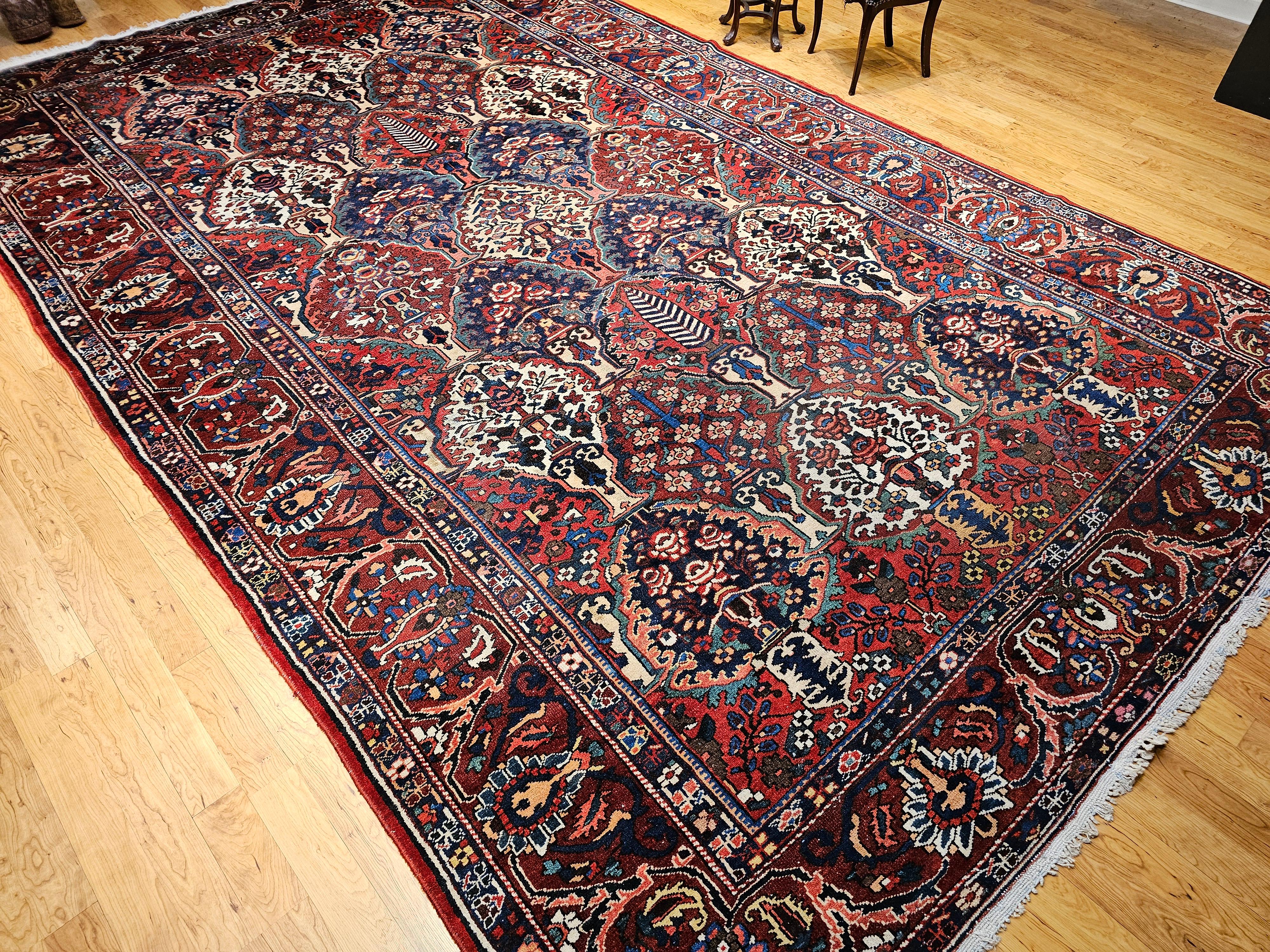 Tappeto persiano Bakhtiari vintage di grandi dimensioni con pannello floreale a vasi in vendita 9