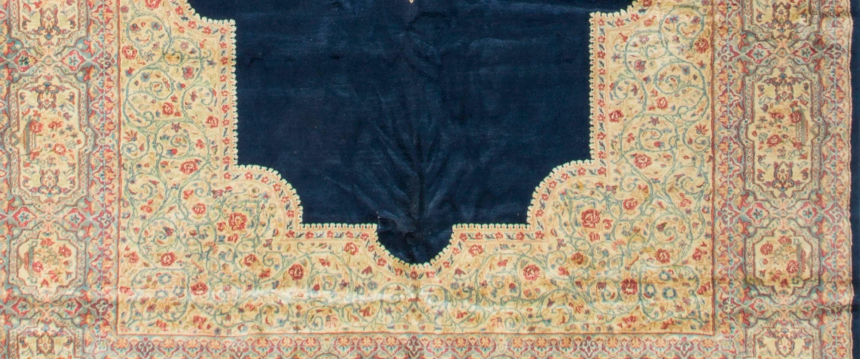 Vintage Oversize Persian Kirman Rug 9'9 x 17'10 In Good Condition For Sale In Secaucus, NJ