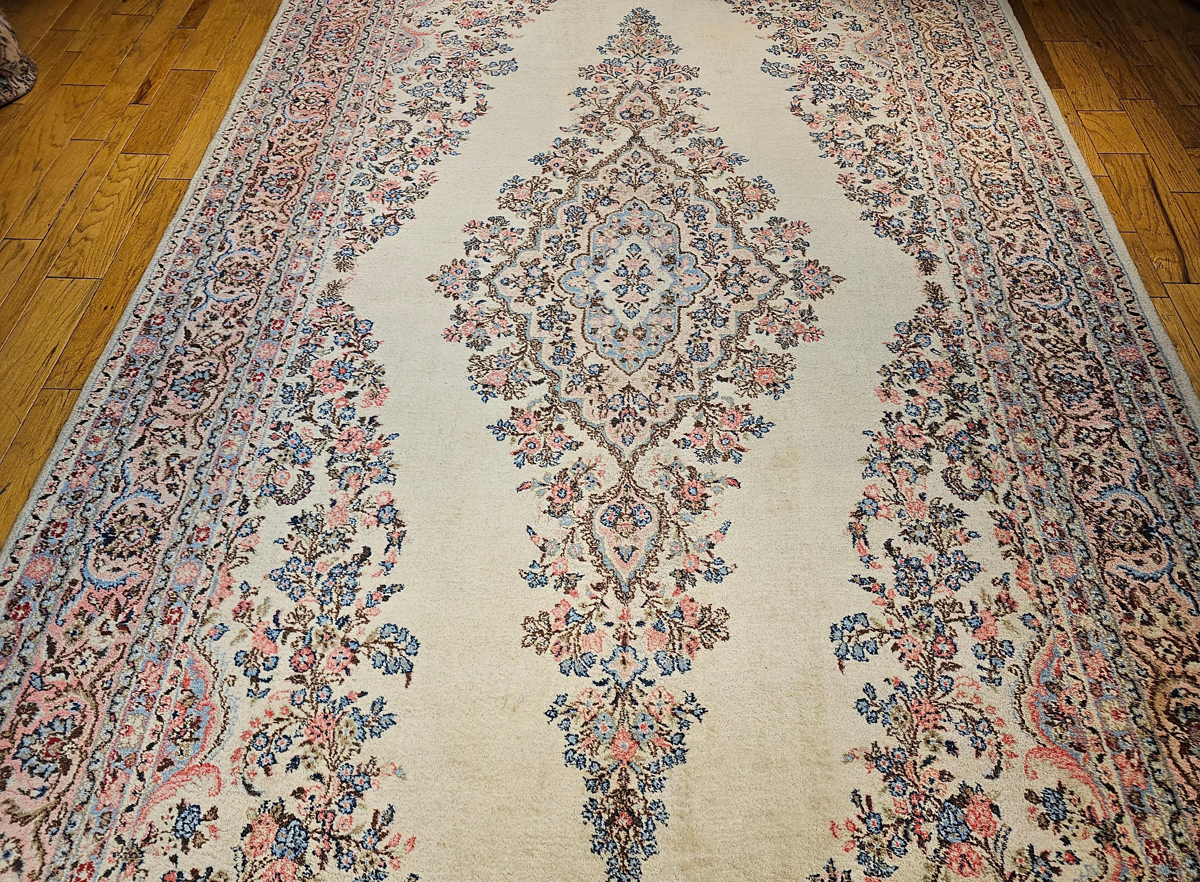 Vintage Oversize Persian Qazvin in Floral Pattern in Ivory, Baby Blue, Pink In Good Condition For Sale In Barrington, IL