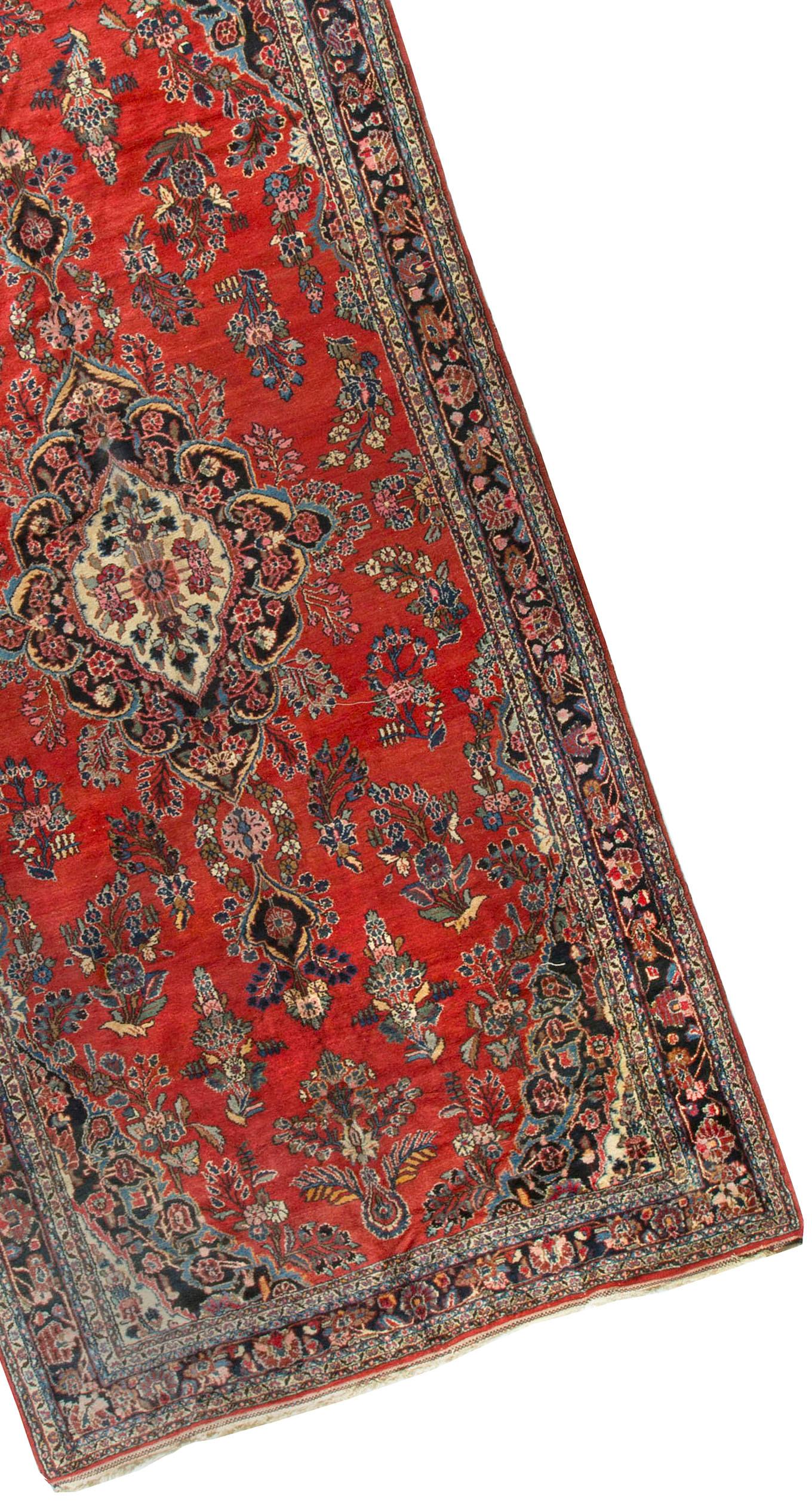 Vintage Oversize Persian Red Blue Kazvin Rug, circa 1940 9' x  19'2 In Good Condition For Sale In Secaucus, NJ