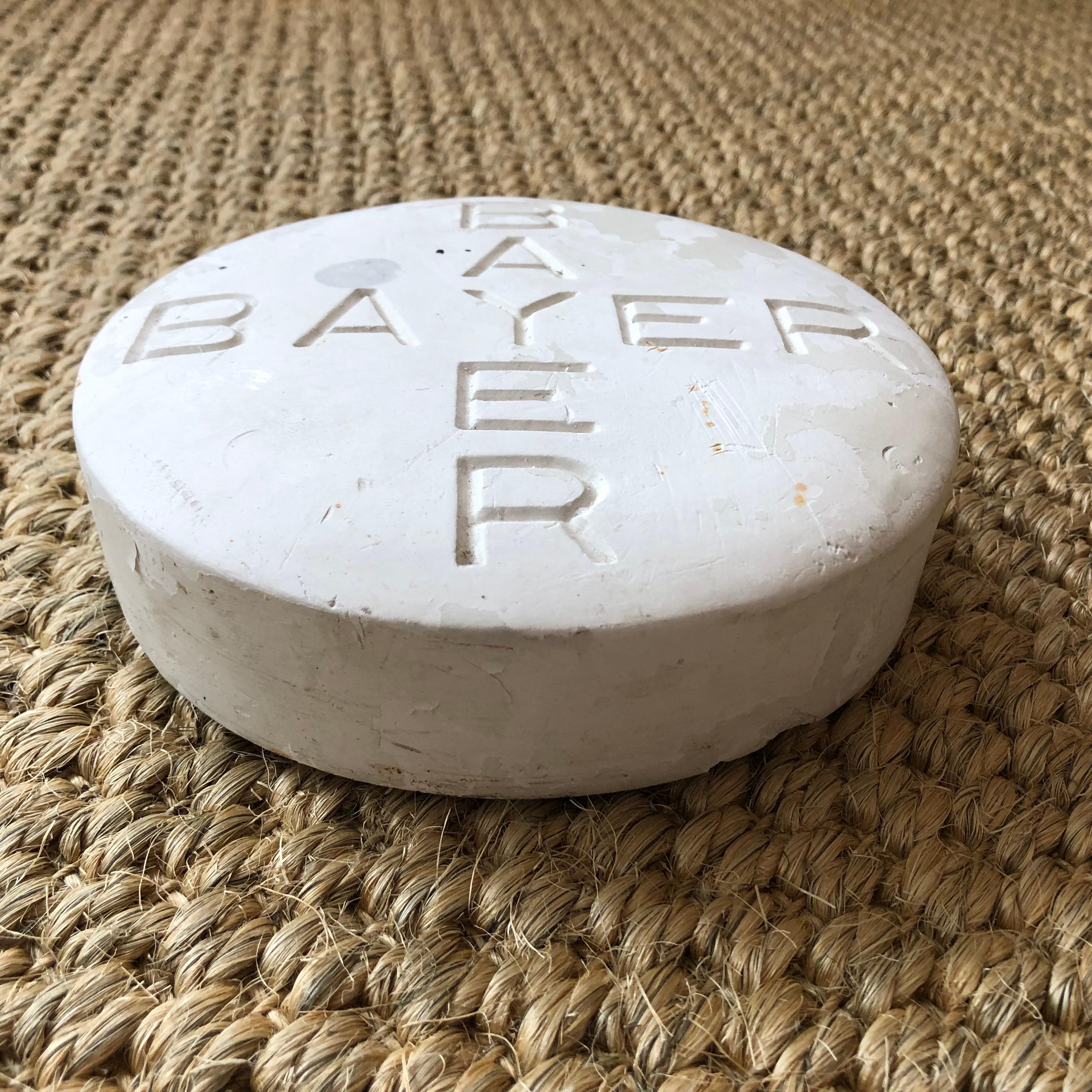 bayer pill white