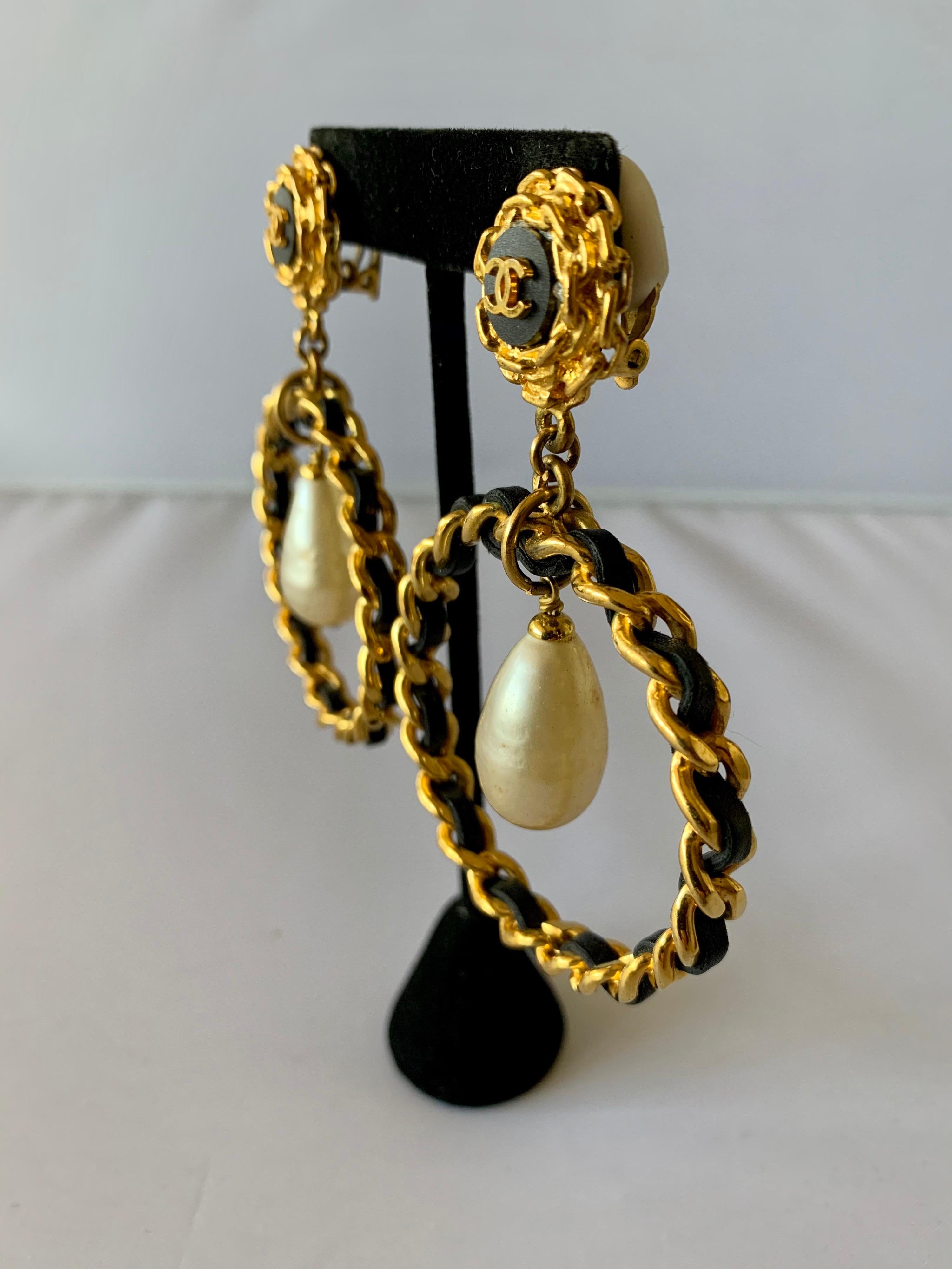 chanel pearl hoop earrings