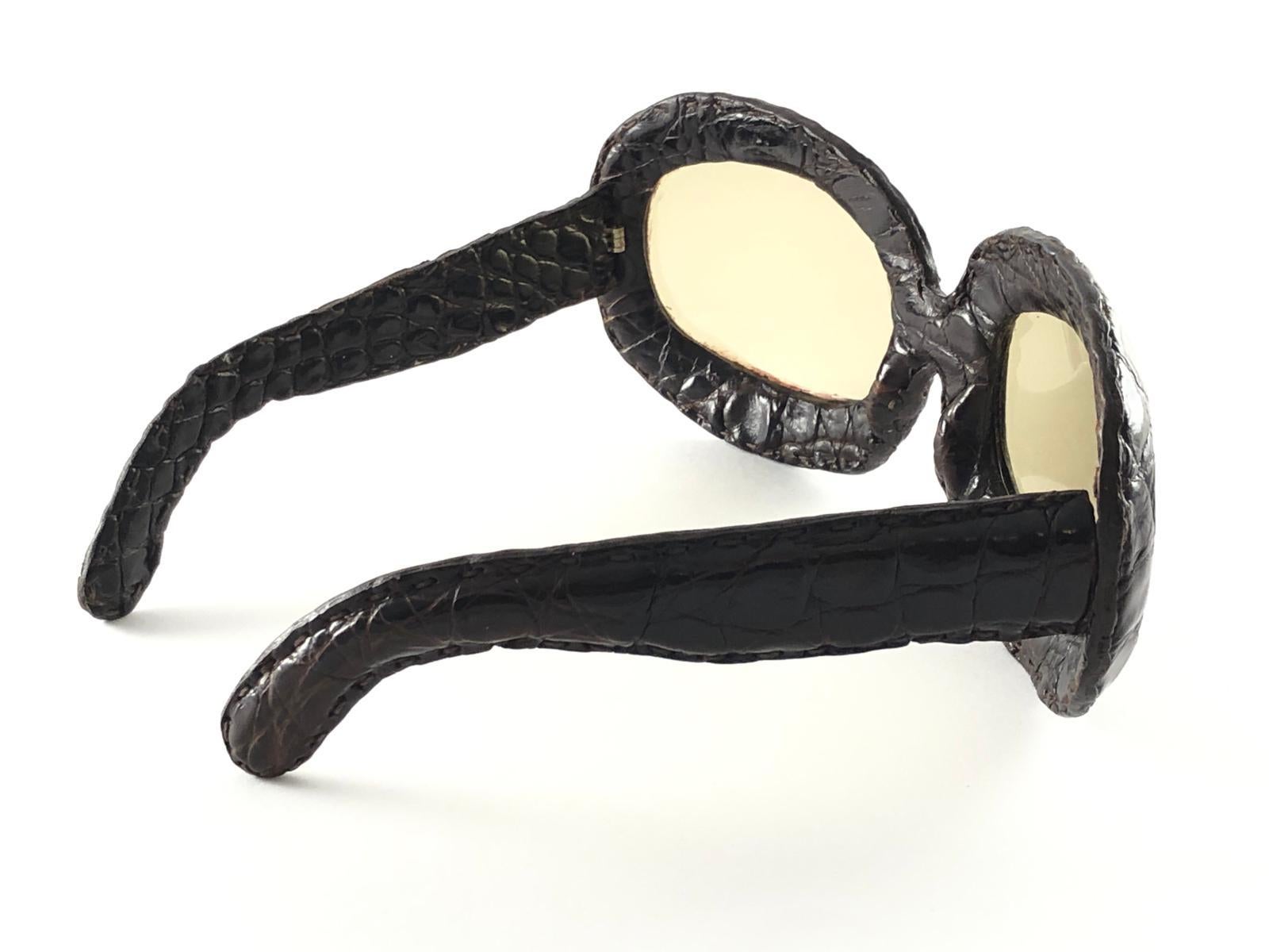 Vintage Oversized Crocodile Lined Mid Century Sunglasses 1960's In New Condition For Sale In Baleares, Baleares