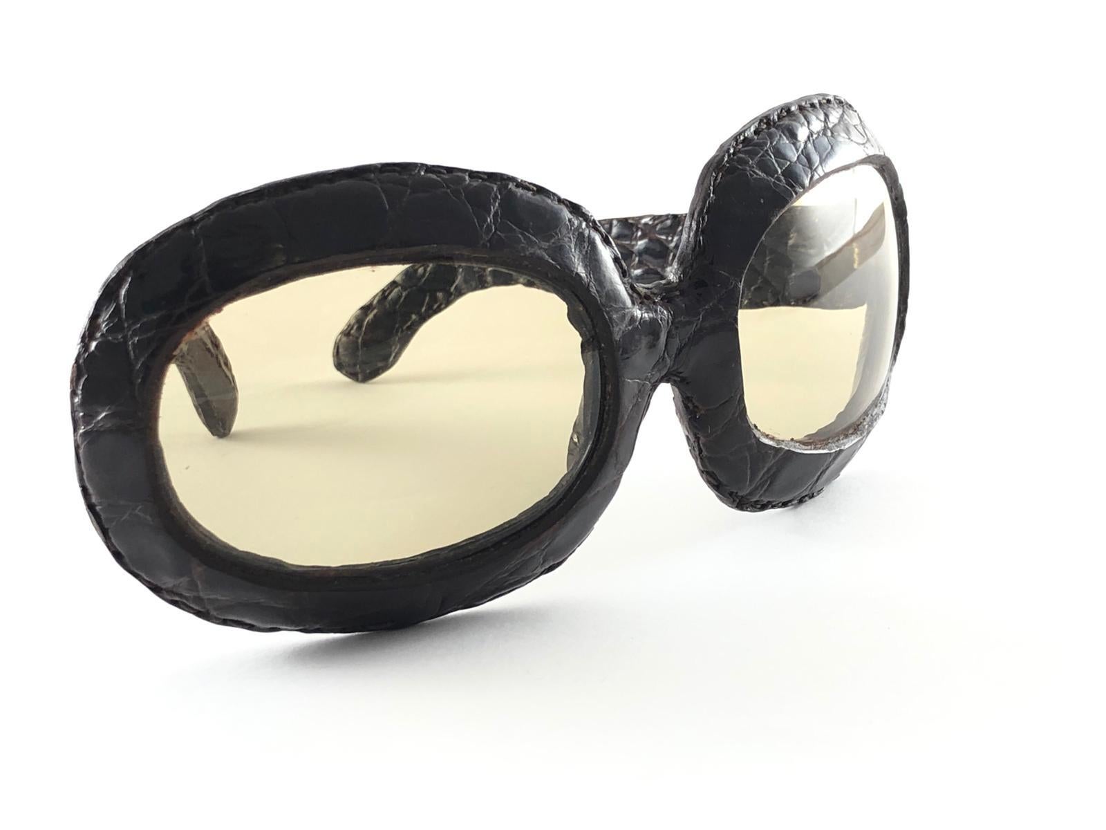 Vintage Oversized Crocodile Lined Mid Century Sunglasses 1960's For Sale 1