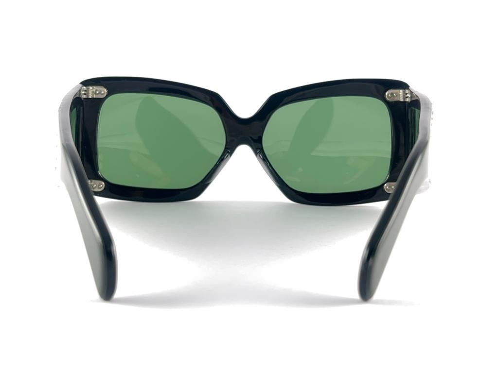 Vintage Oversized Dark Green Strass Mask Sunglasses 1980's  For Sale 2
