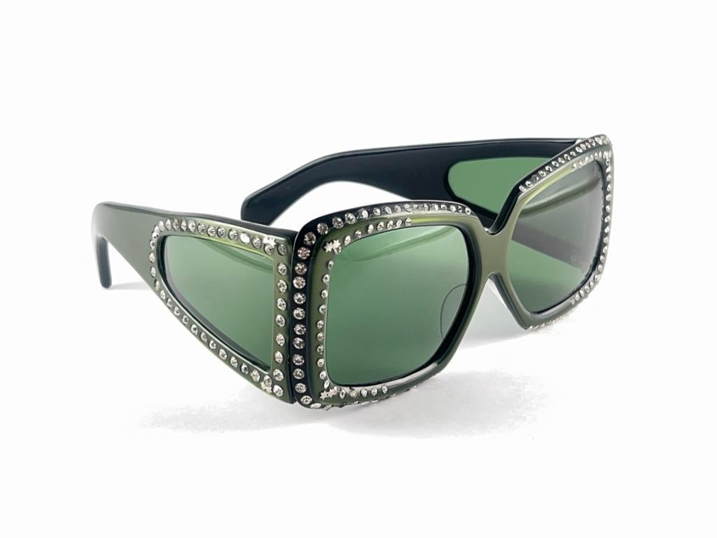 Vintage Oversized Dark Green Strass Mask Sunglasses 1980's  For Sale 4