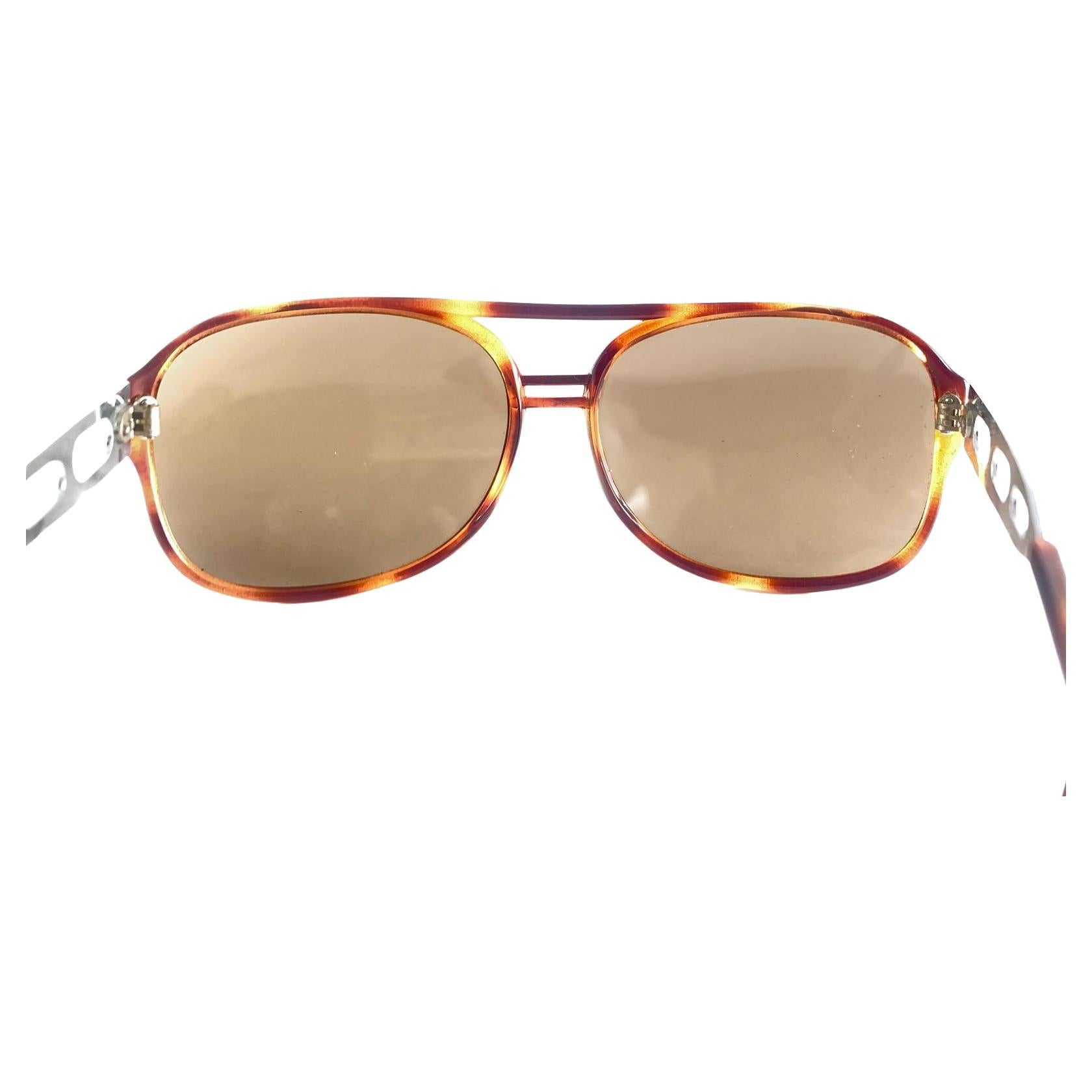 Übergroße mittelgroße Schildpatt-Sonnenbrille, hergestellt in Frankreich 1980er Jahre (Beige) im Angebot