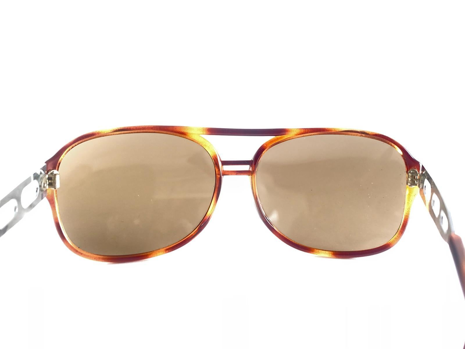 Übergroße mittelgroße Schildpatt-Sonnenbrille, hergestellt in Frankreich 1980er Jahre im Zustand „Hervorragend“ im Angebot in Baleares, Baleares