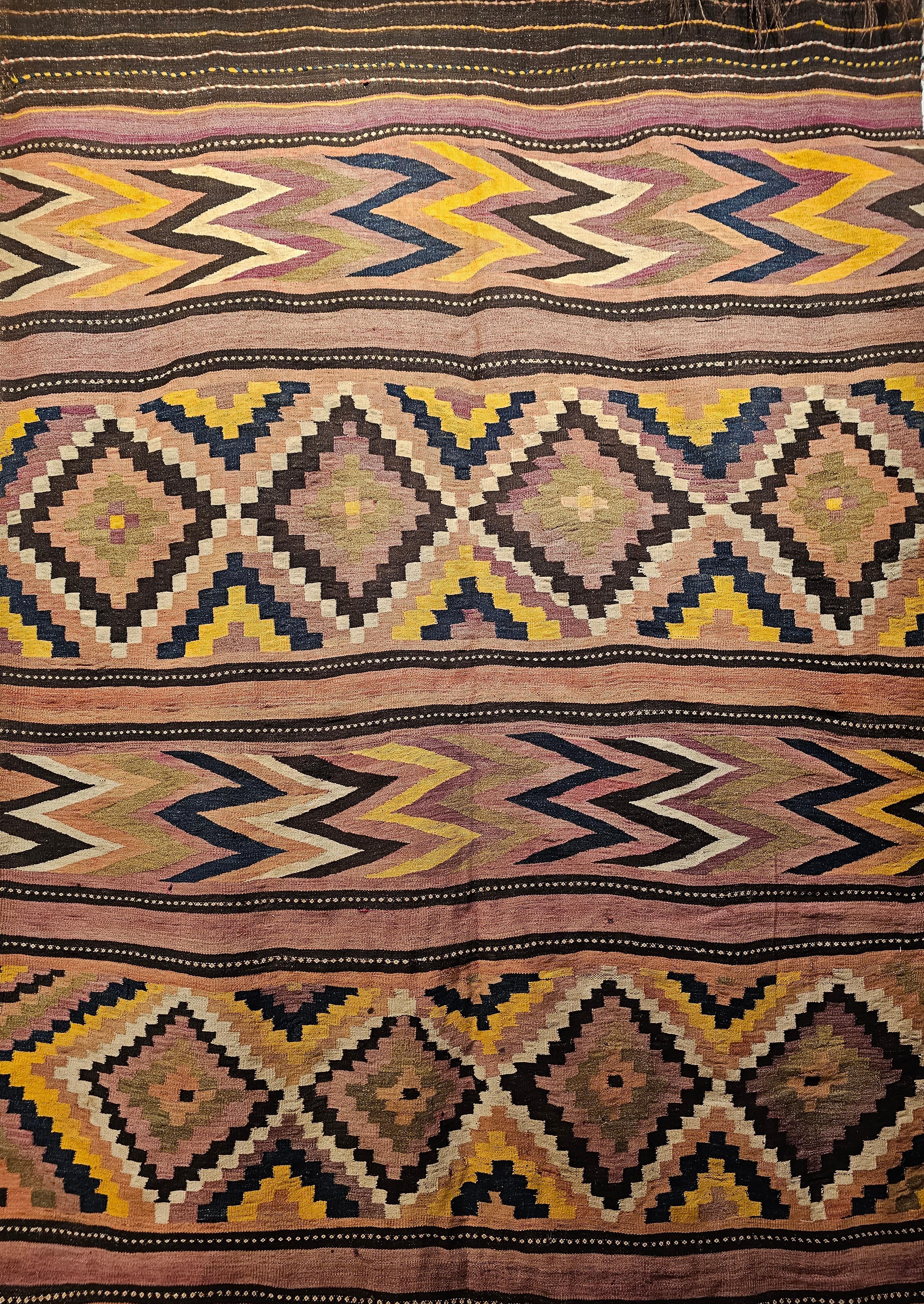 Hand-Woven Vintage Oversized Moroccan Kilim in Geometric Pattern with Southwestern Colors For Sale