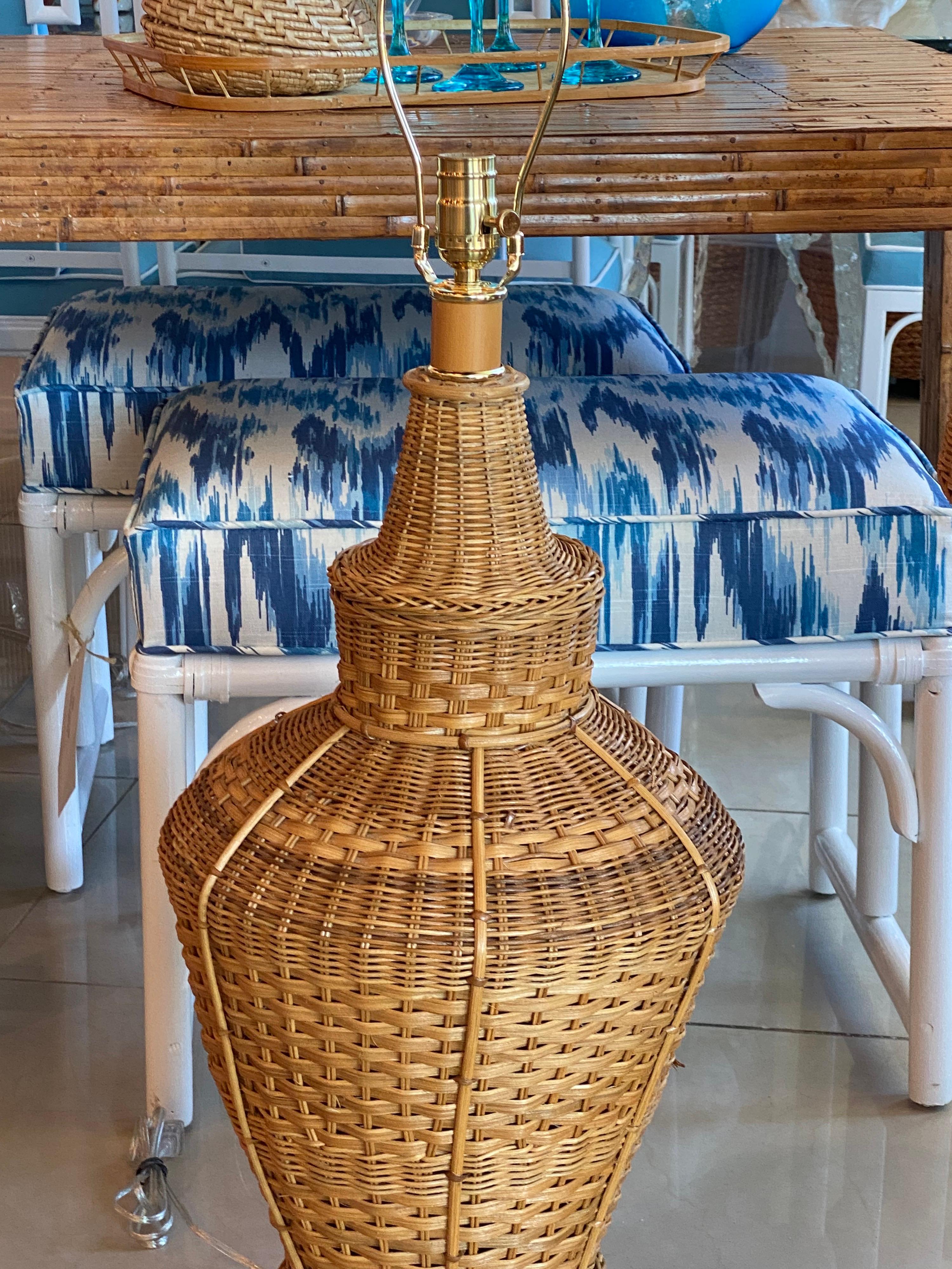 Vintage Oversized Pair of Wicker Pagoda Table Lamps & Shades Newly Wired 4