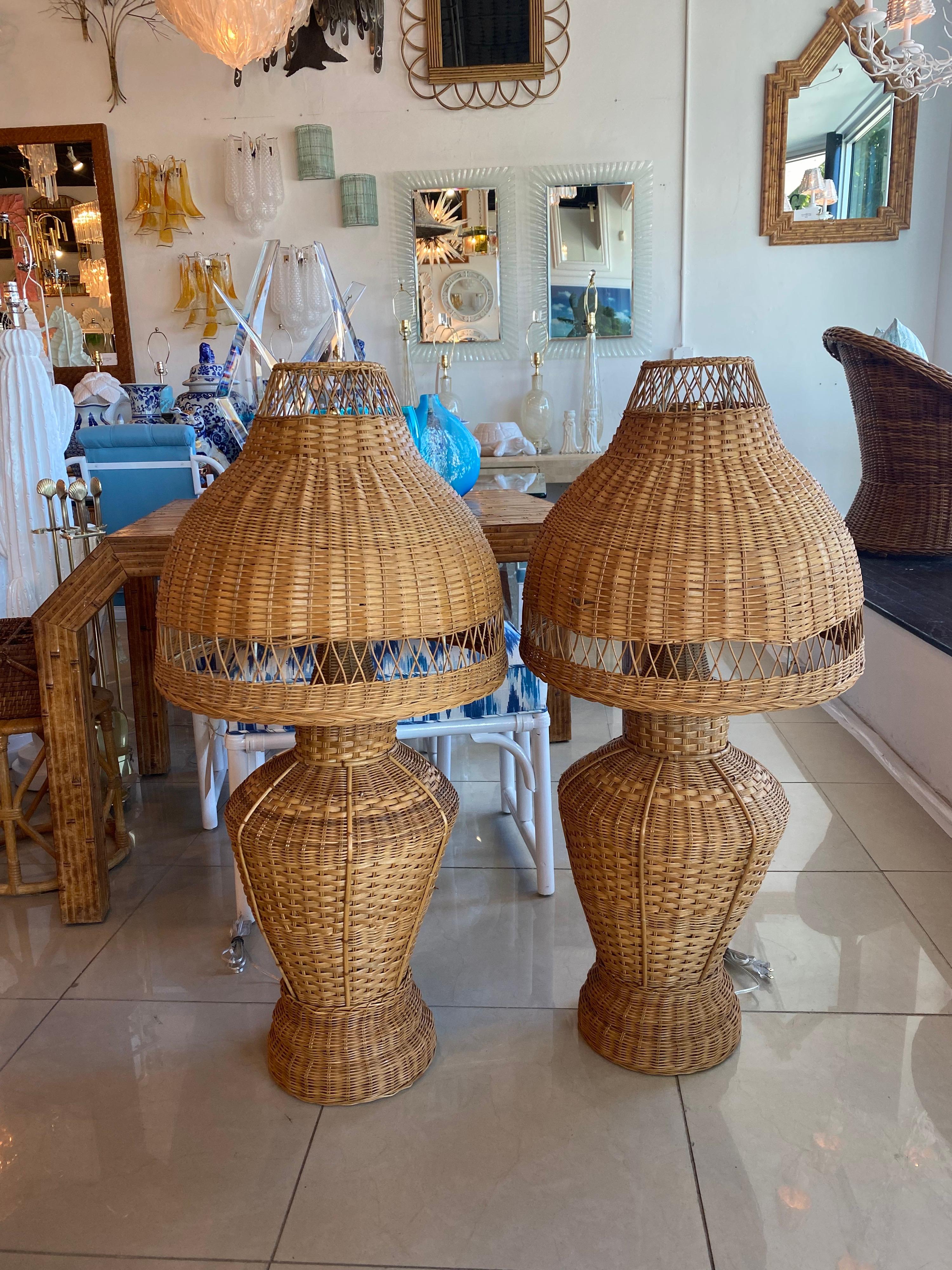 Vintage Oversized Pair of Wicker Pagoda Table Lamps & Shades Newly Wired 1