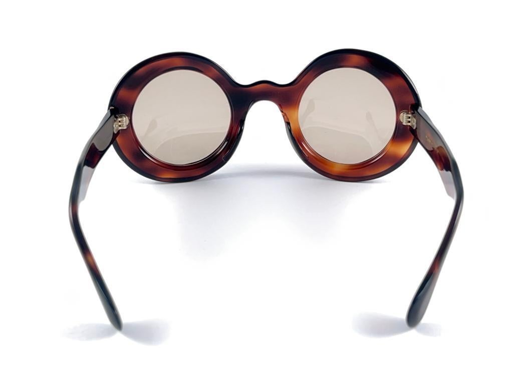 Übergroße robuste Schildpatt-Sonnenbrille 1960er Jahre Hergestellt in Frankreich im Angebot 3