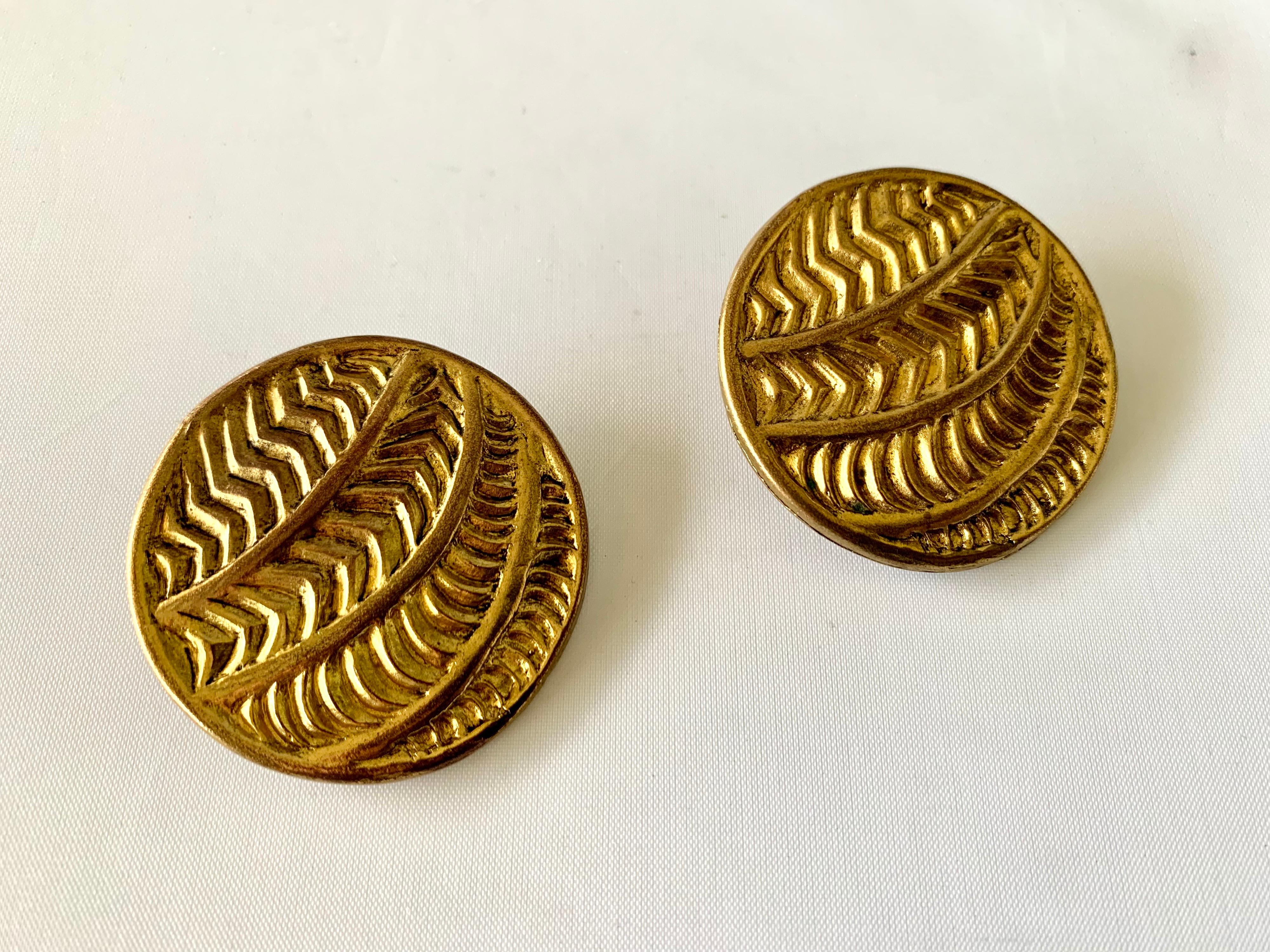 Vintage Oversized Round Texture Statement Earrings by Isabel Canovas In Good Condition For Sale In Palm Springs, CA
