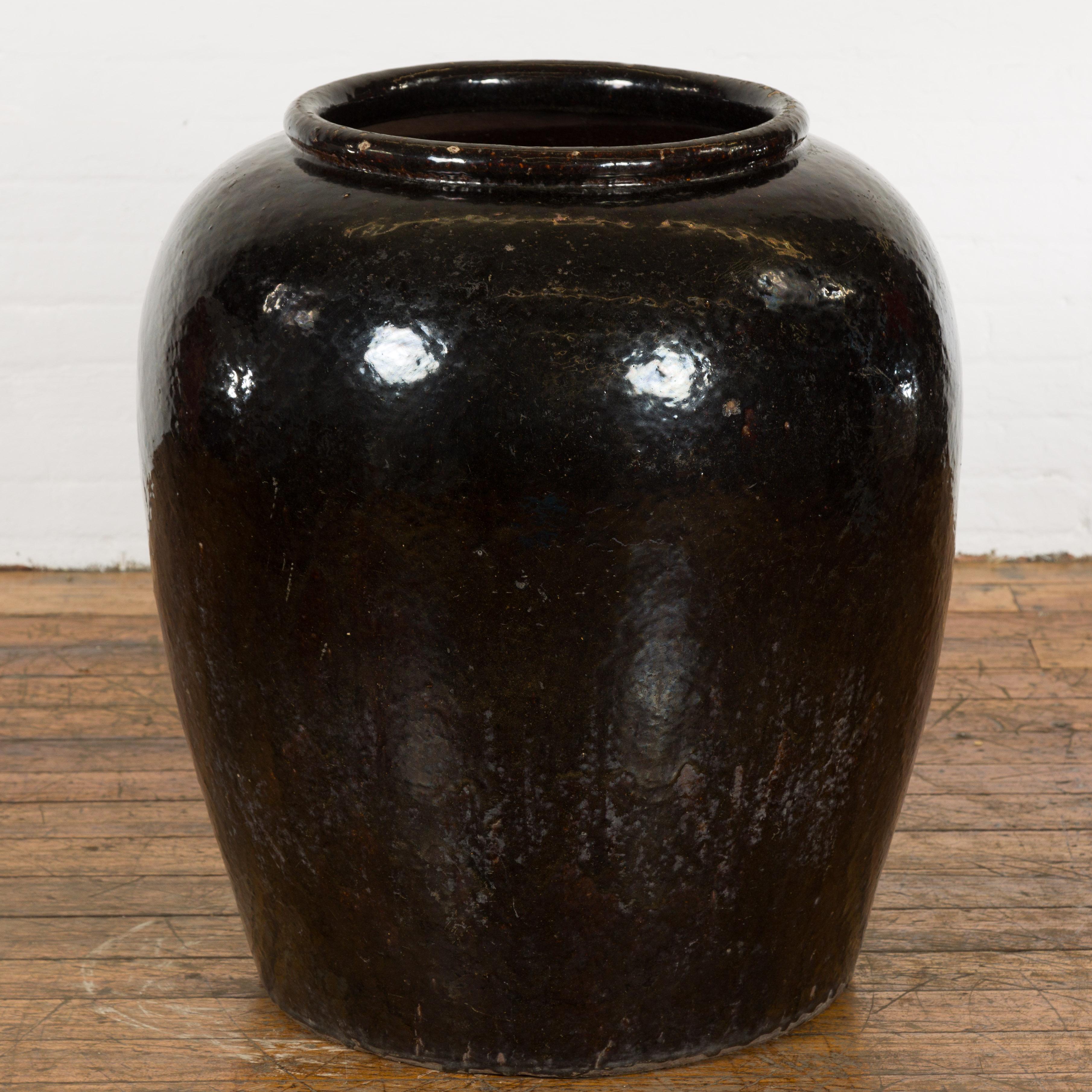 Vintage Oversized Thai Black Glazed Ceramic Planter with Brown Accents For Sale 5