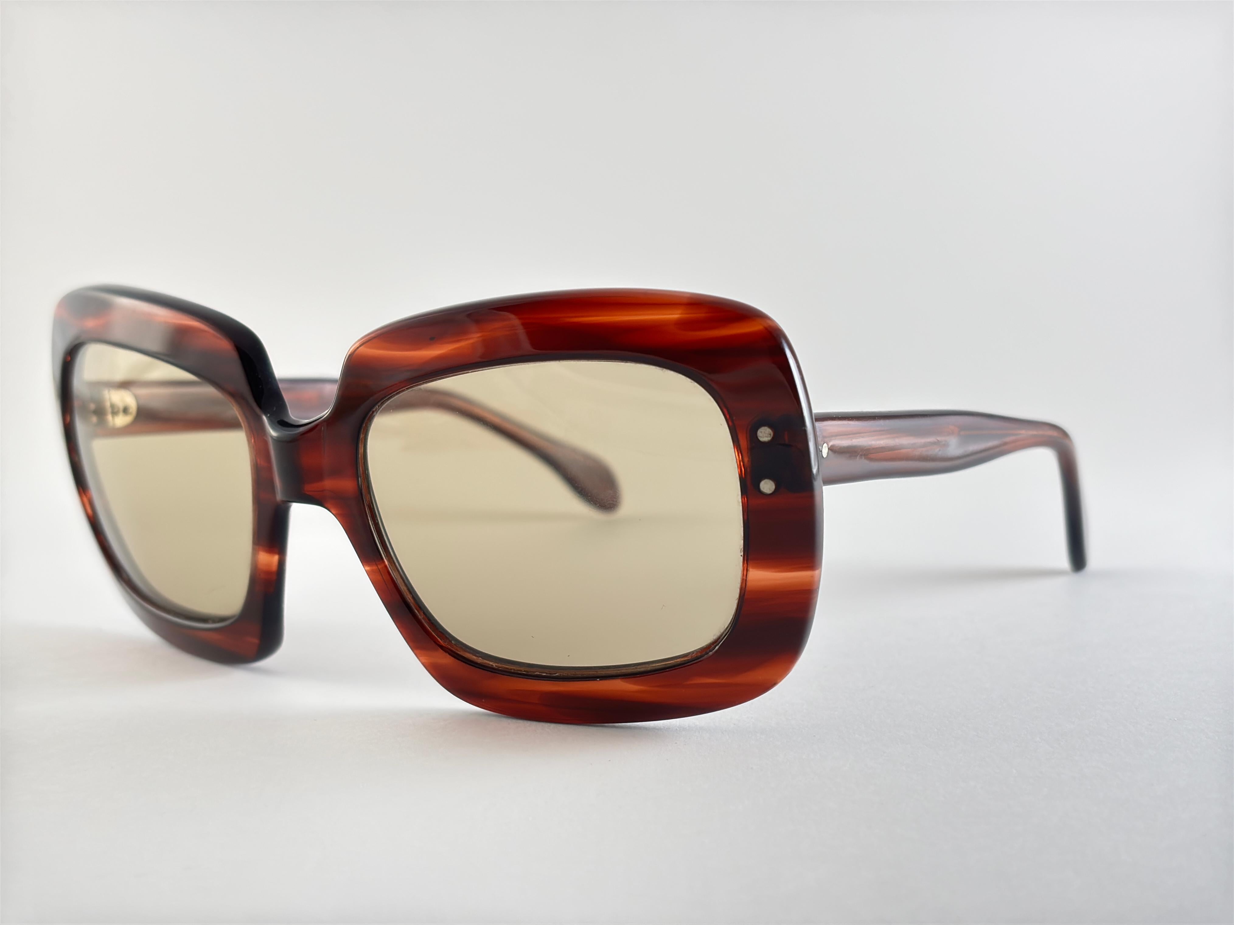 Lunettes de soleil vintage surdimensionnées 