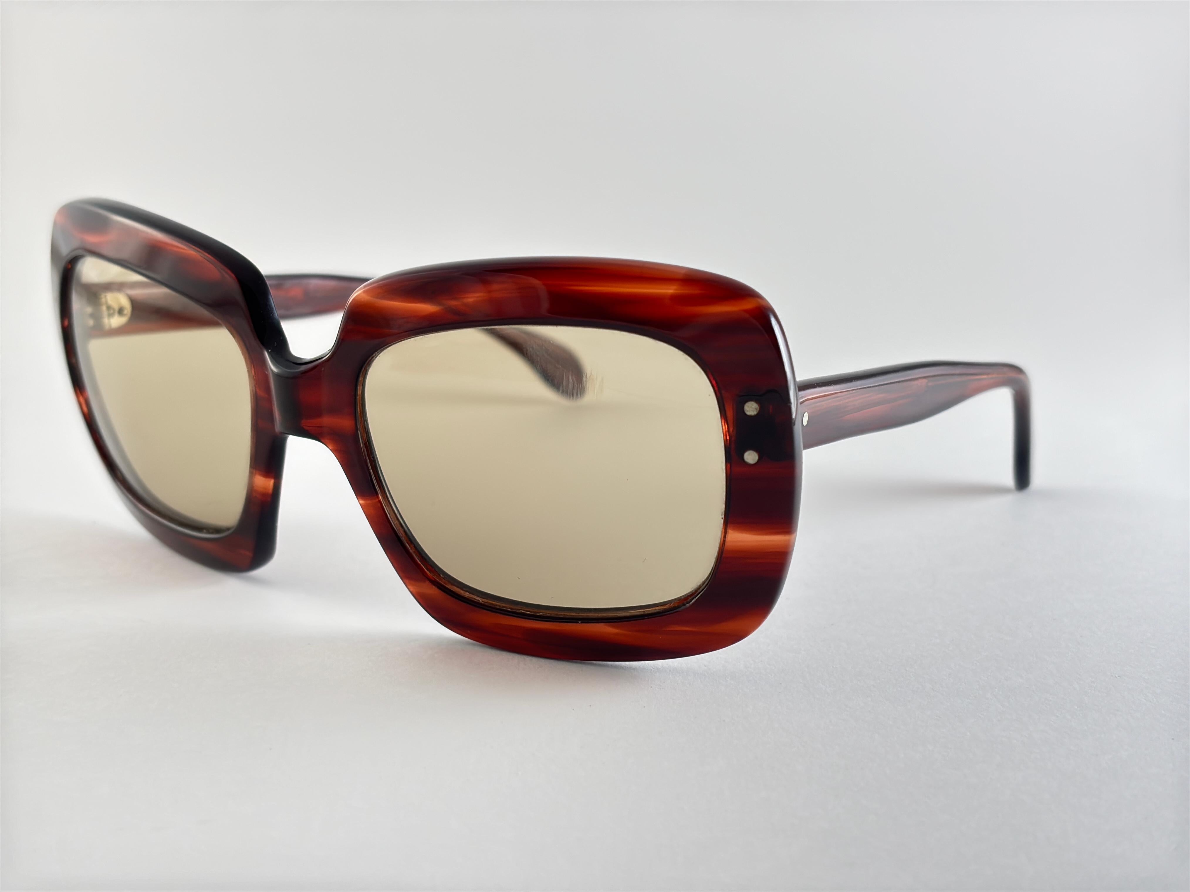 Lunettes de soleil vintage surdimensionnées 